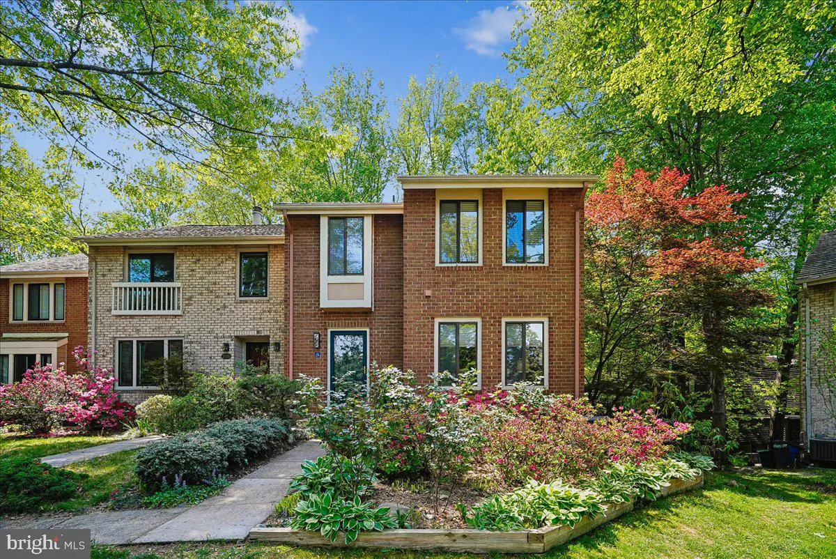 2024 SWANS NECK WAY, Reston, VA 20191