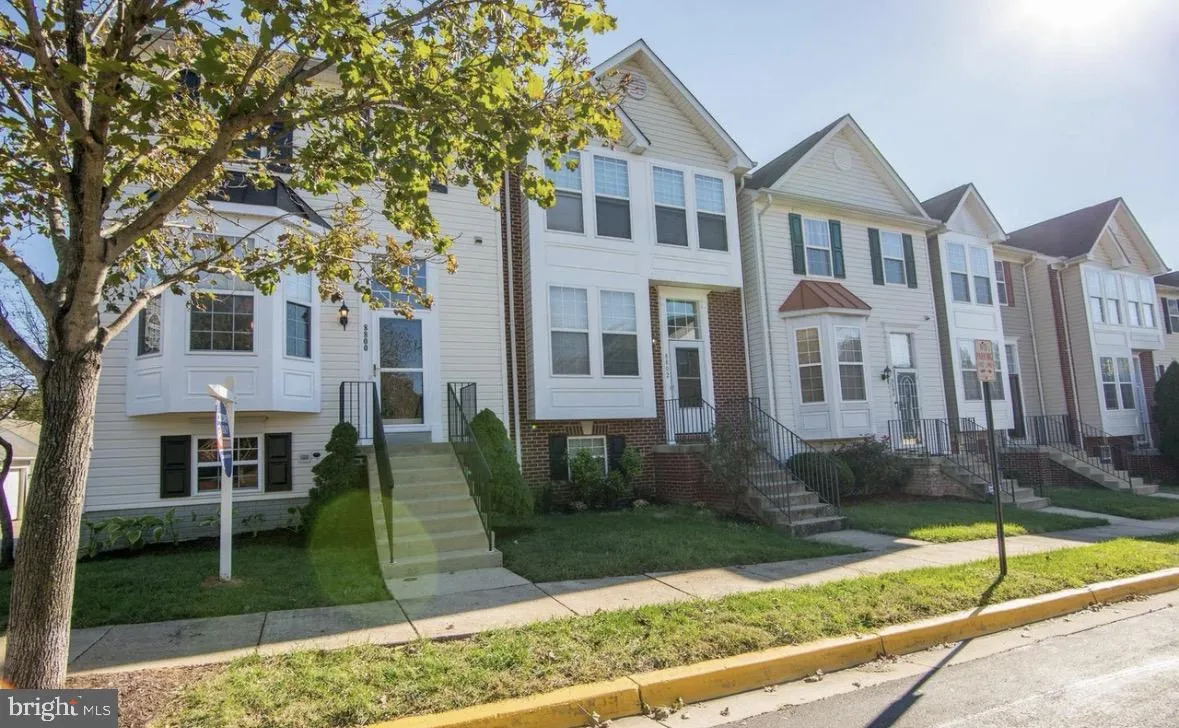 8800 COMMUNITY SQUARE LANE, Upper Marlboro, MD 20772