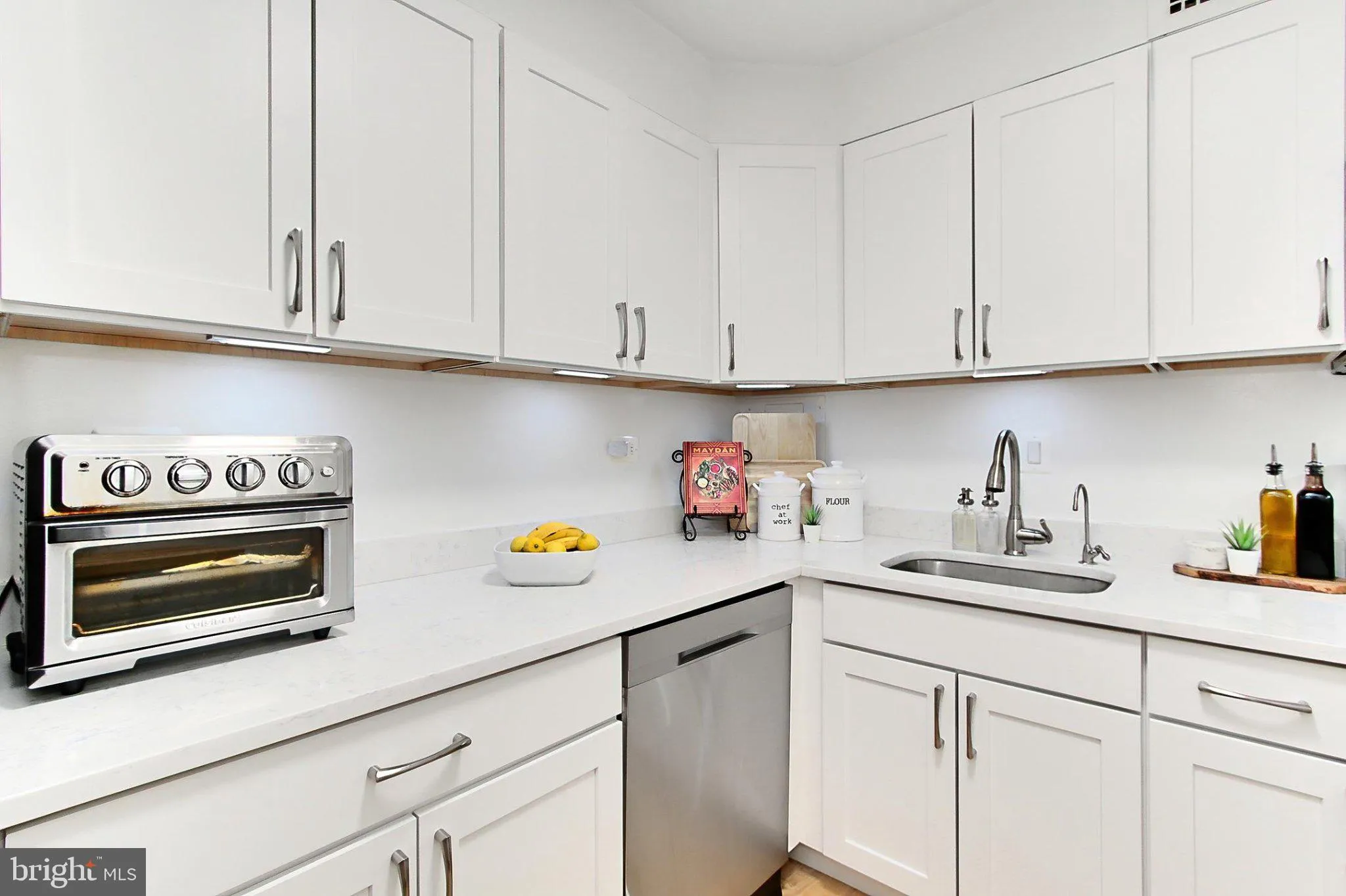 700 7TH STREET, Washington, DC 20024