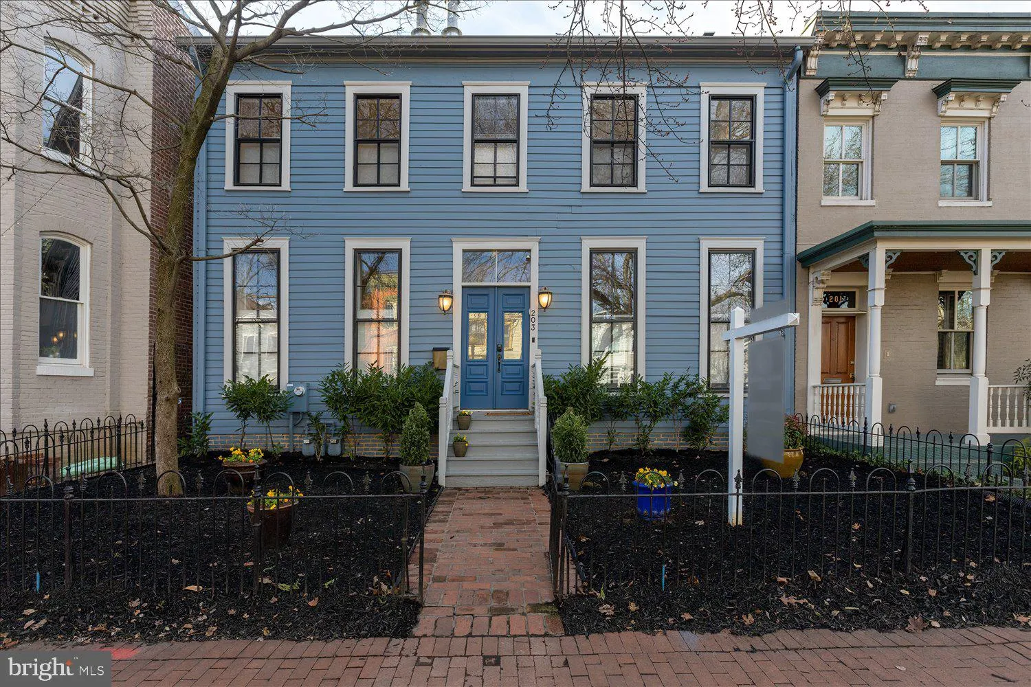 203 9TH STREET, Washington, DC 20003