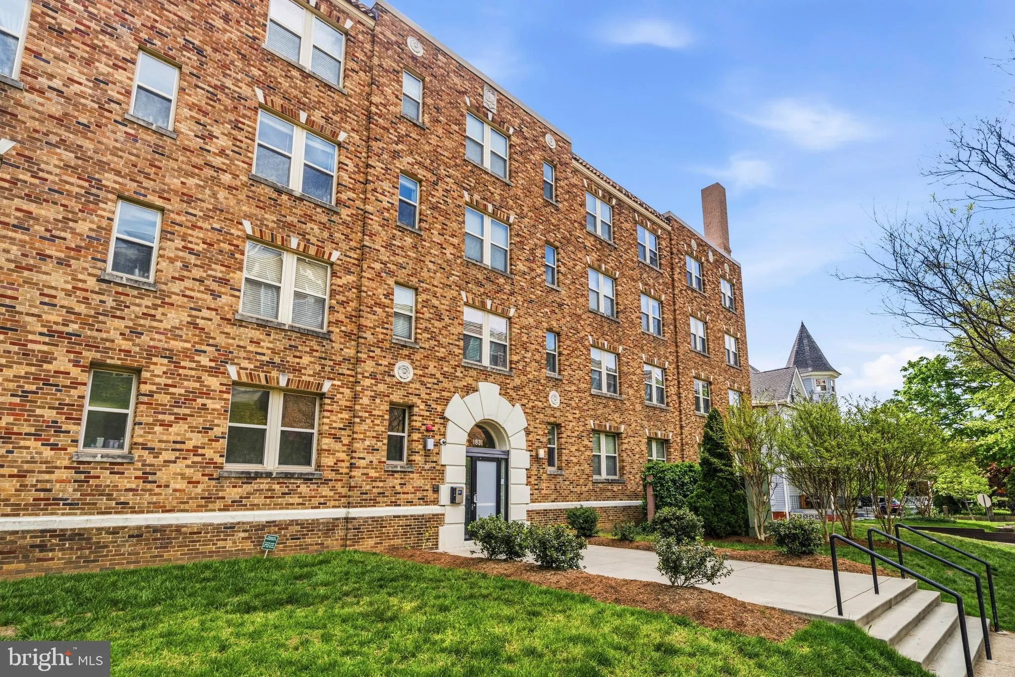 1831 2ND STREET, Washington, DC 20002