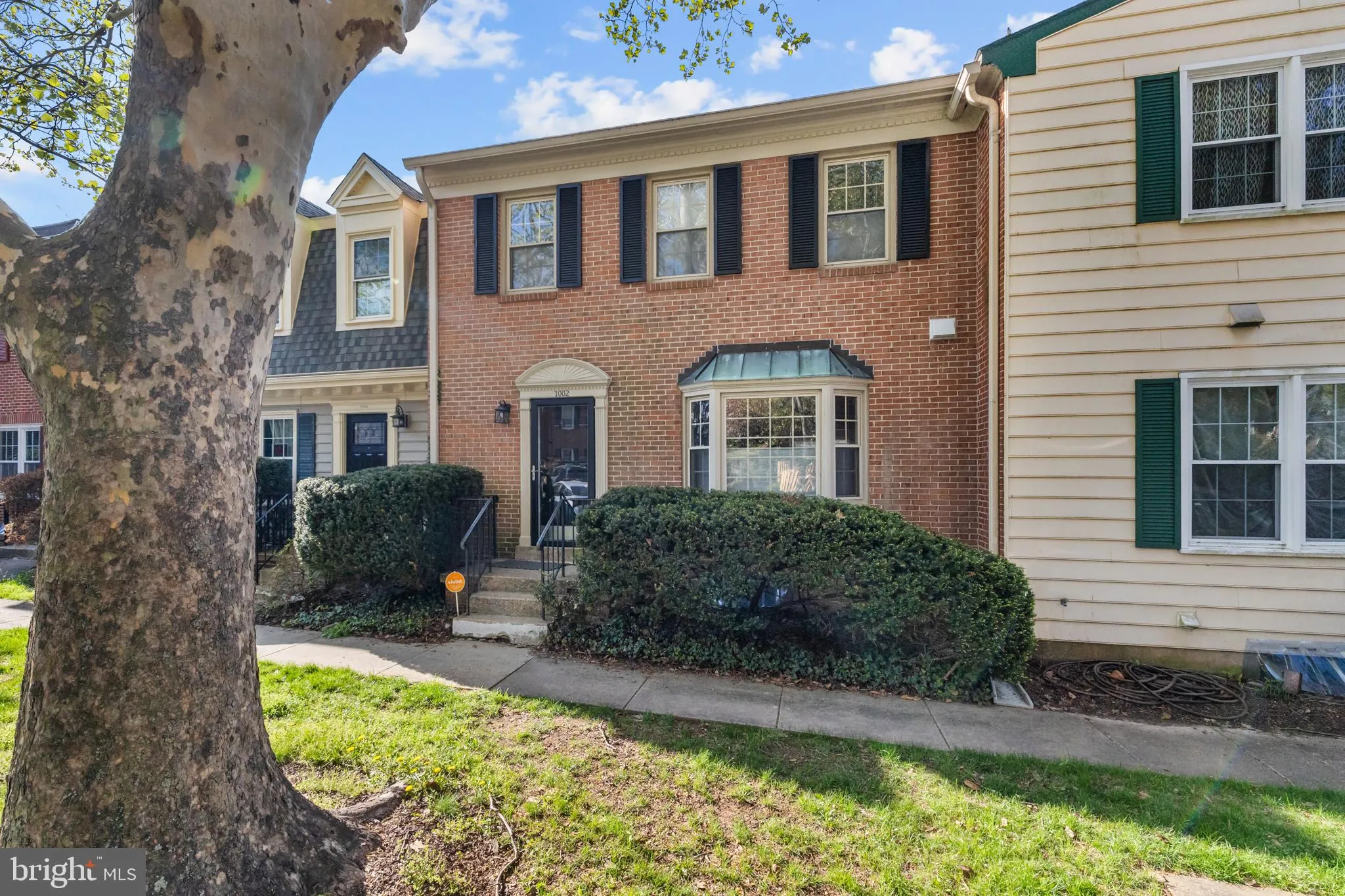 1002 JENNIFER LANE, Falls Church, VA 22046