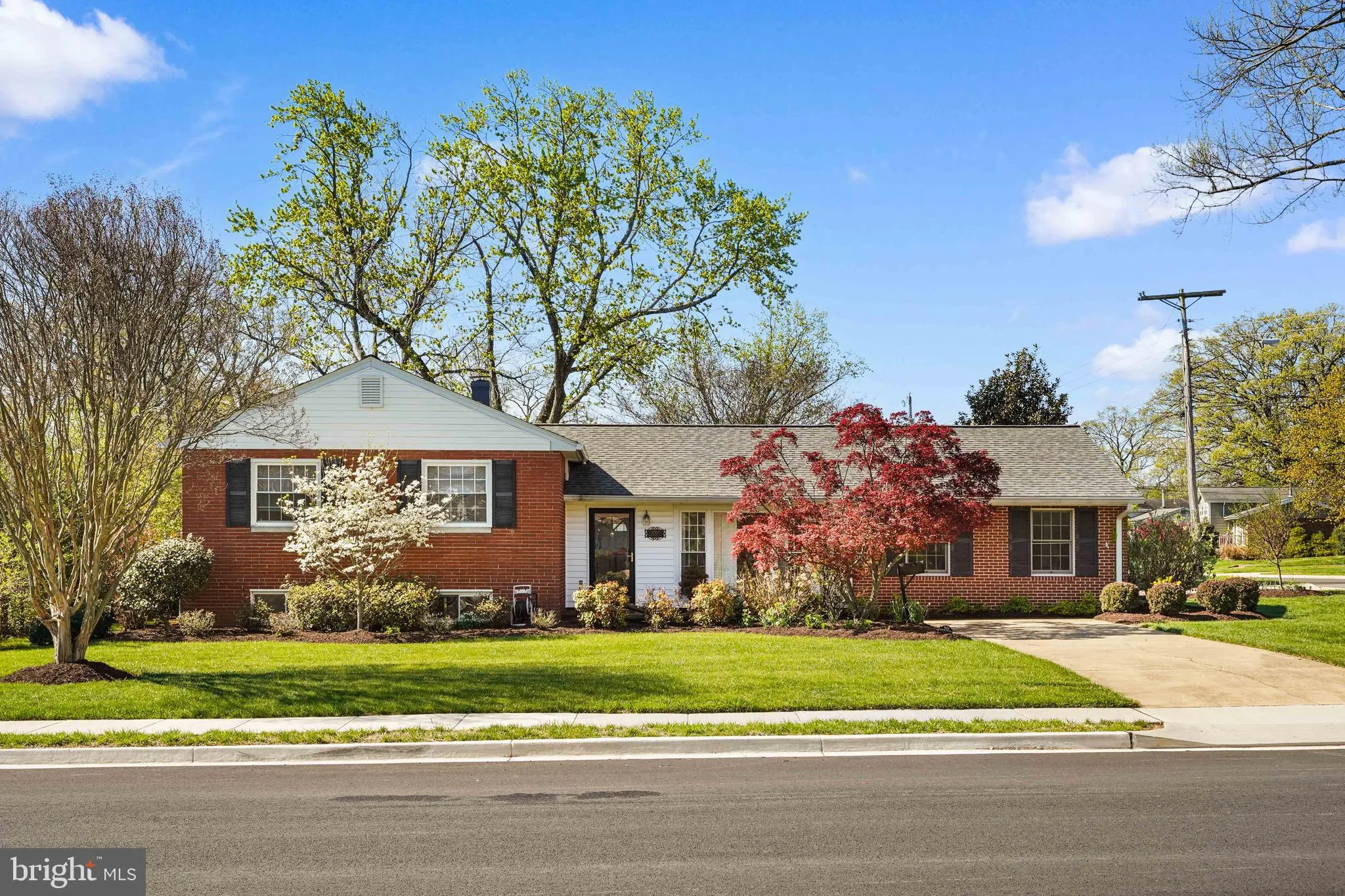 10917 WOODHAVEN DRIVE, Fairfax, VA 22030