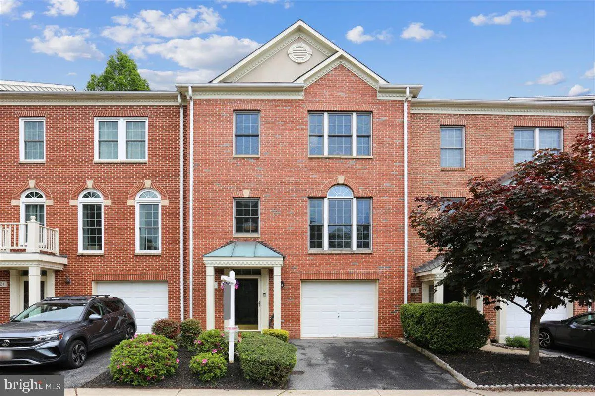 19 BLUE HOSTA WAY, Rockville, MD 20850