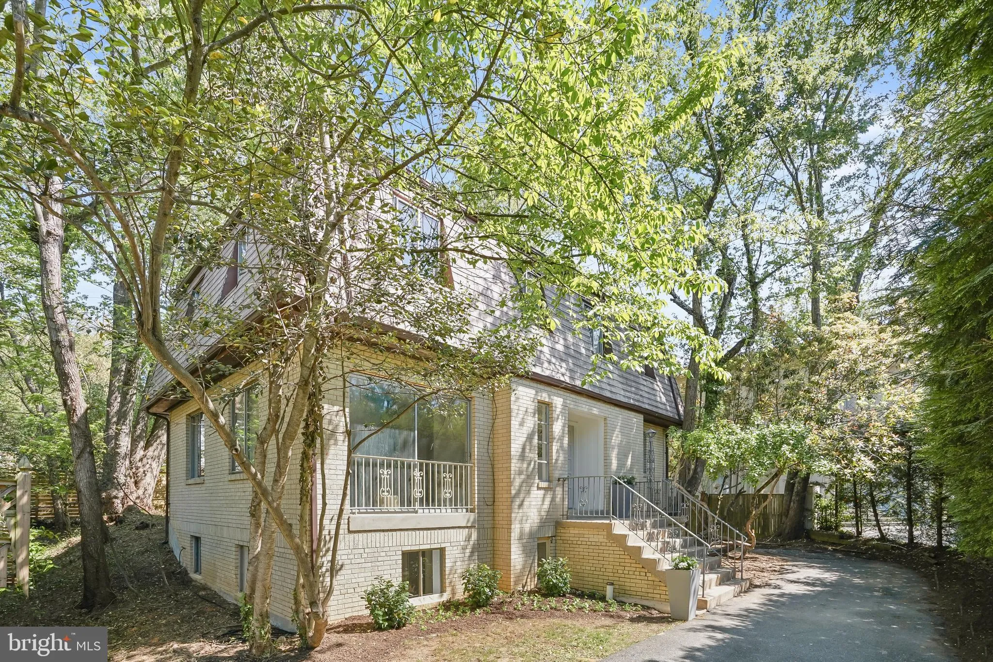 5026 CATHEDRAL AVENUE, Washington, DC 20016
