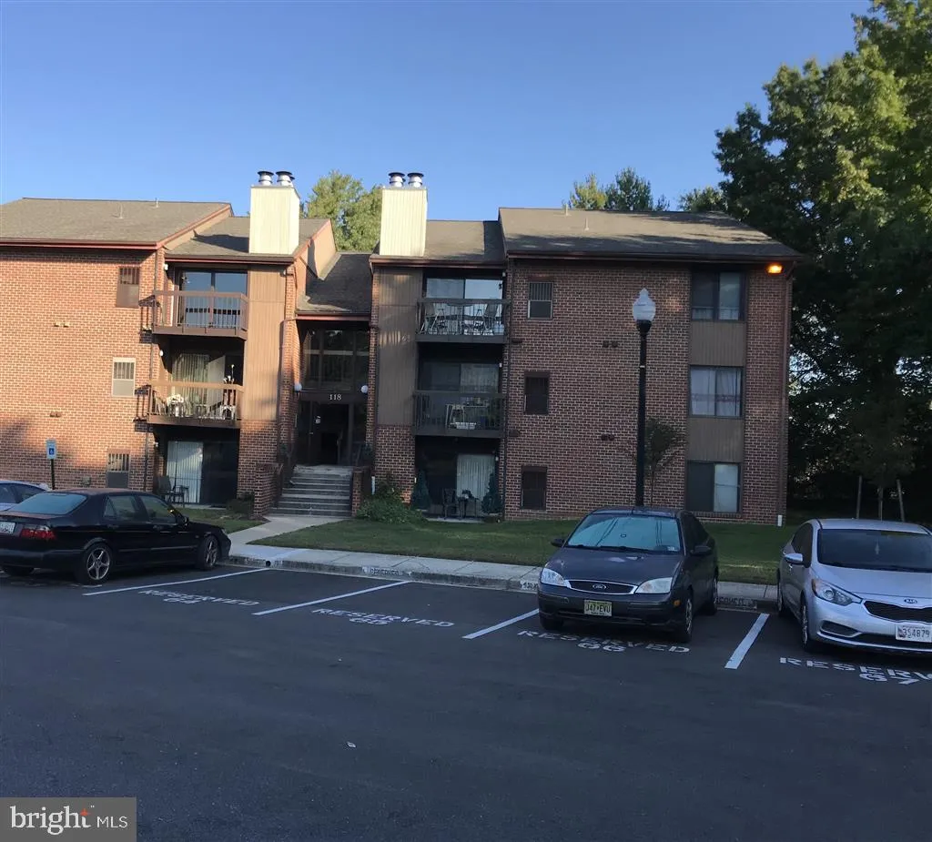 118 MOUNTAIN ROAD, Glen Burnie, MD 21060