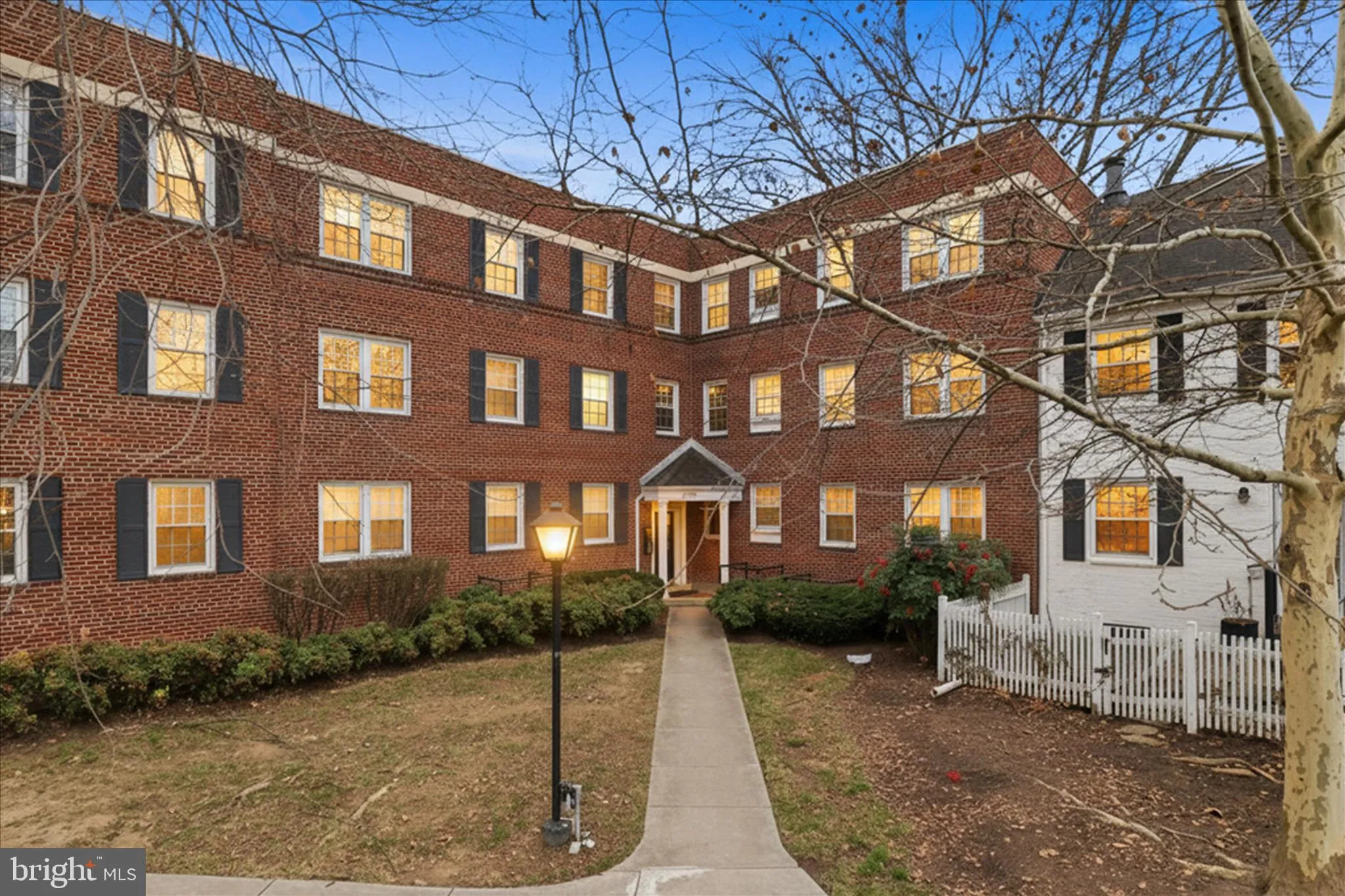2904 13TH ROAD, Arlington, VA 22204