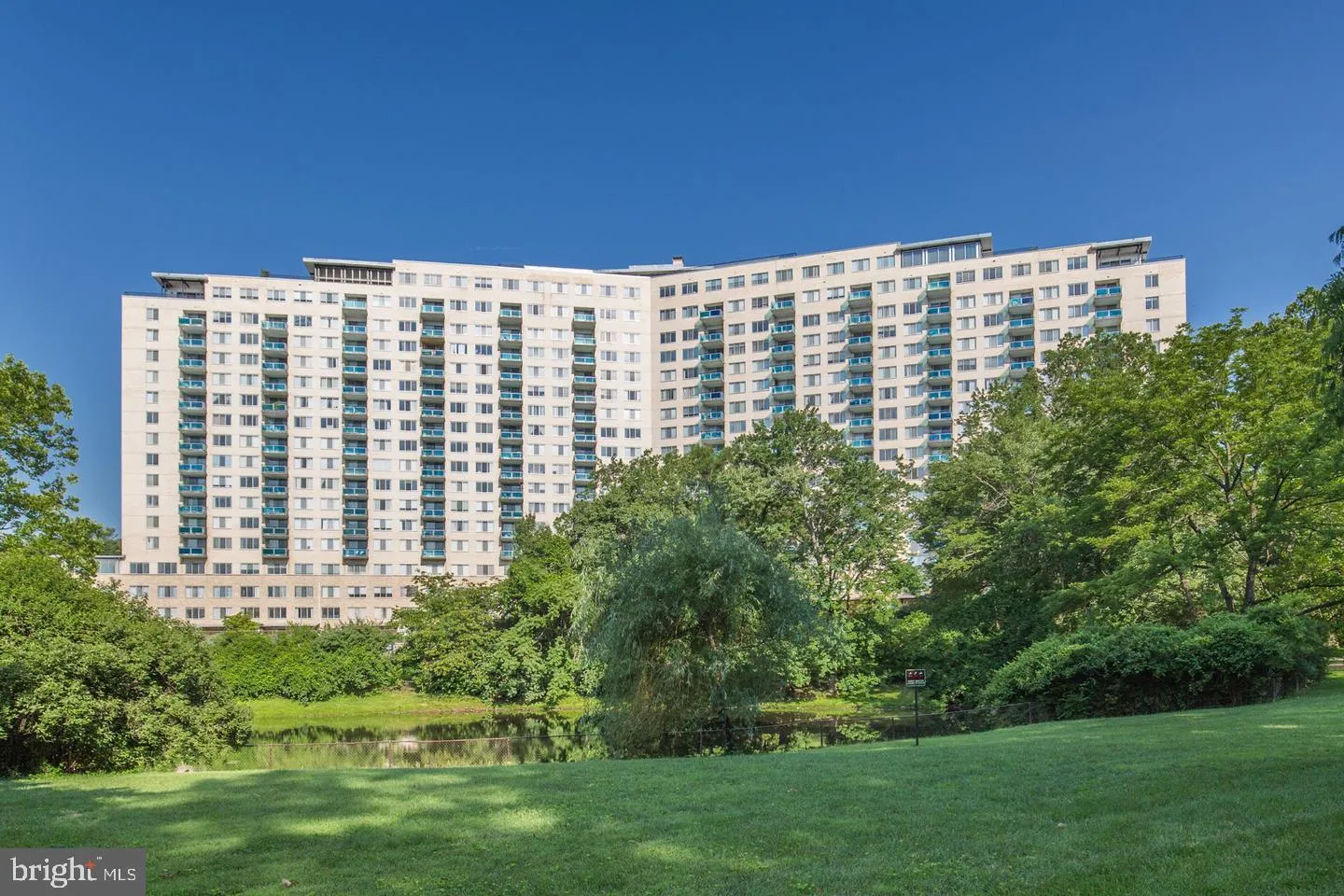 10401 GROSVENOR PLACE, Rockville, MD 20852