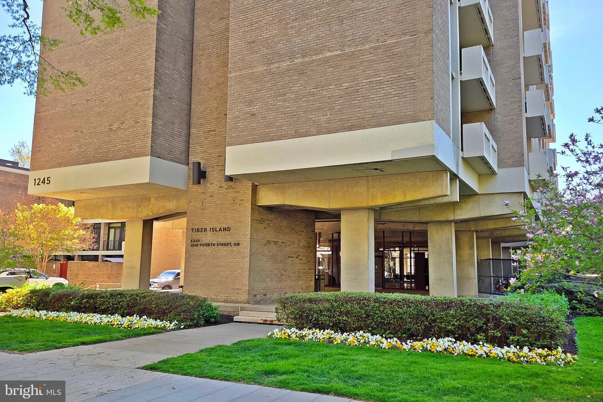 1245 4TH STREET, Washington, DC 20024