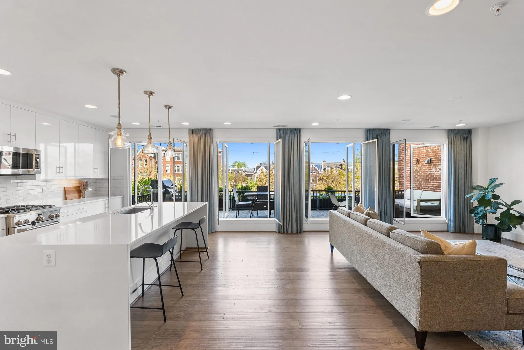 645 MARYLAND AVENUE, Washington, DC 20002