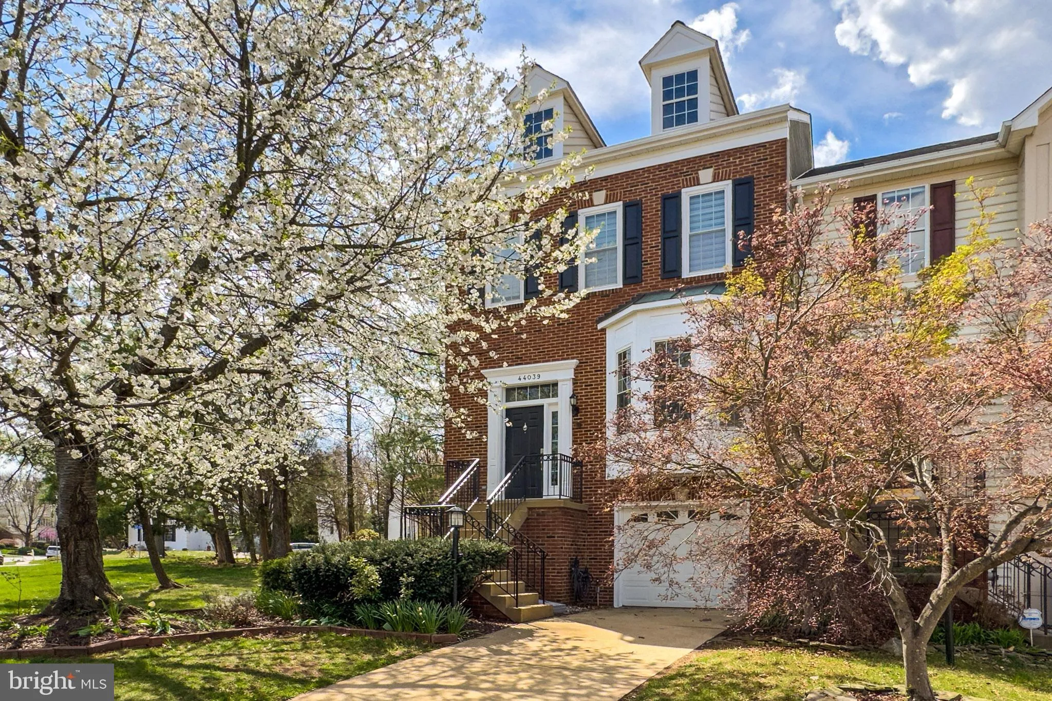 44039 KINGS ARMS SQUARE, Ashburn, VA 20147