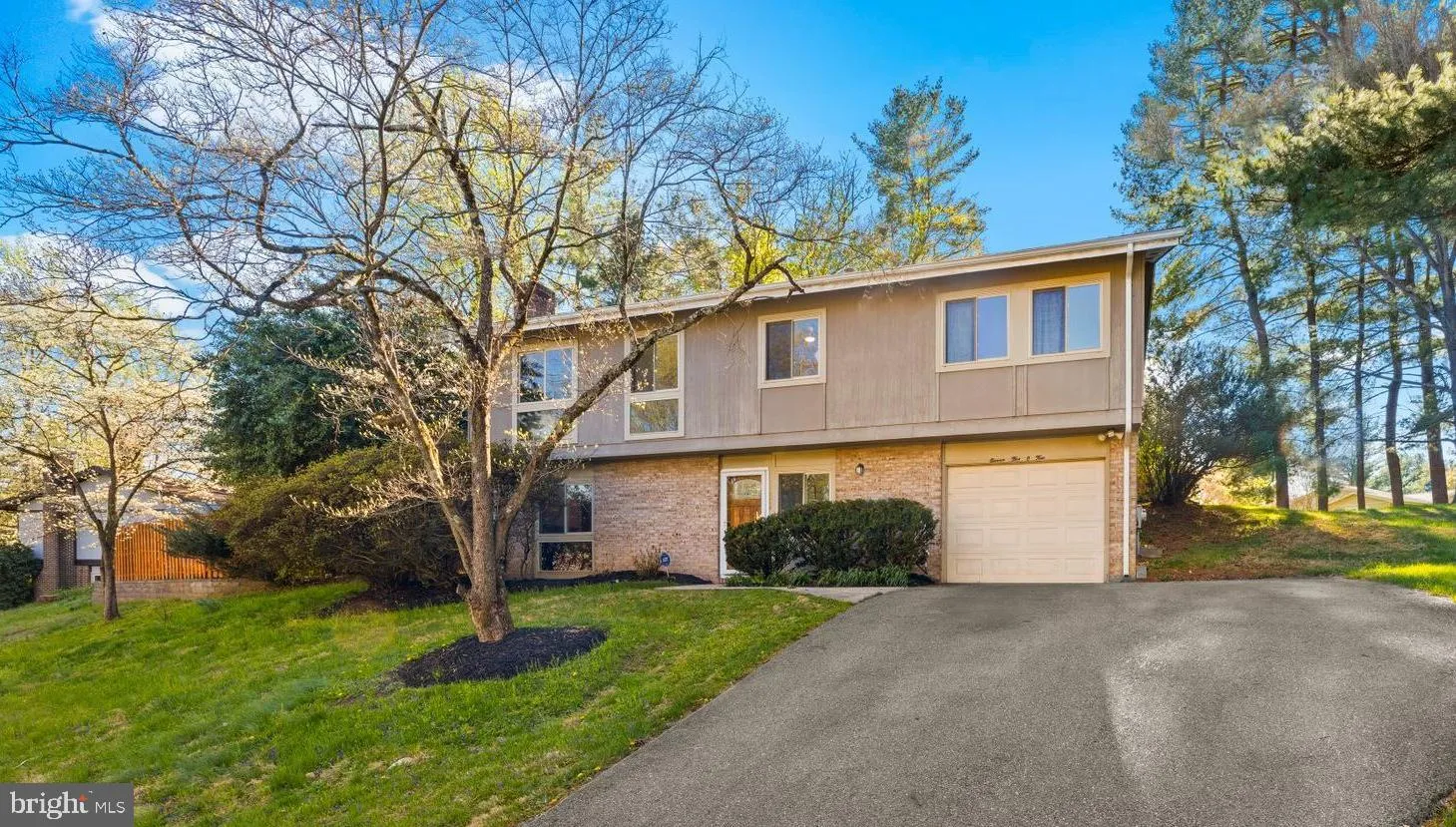 11504 BRANDY HALL LANE, Gaithersburg, MD 20878