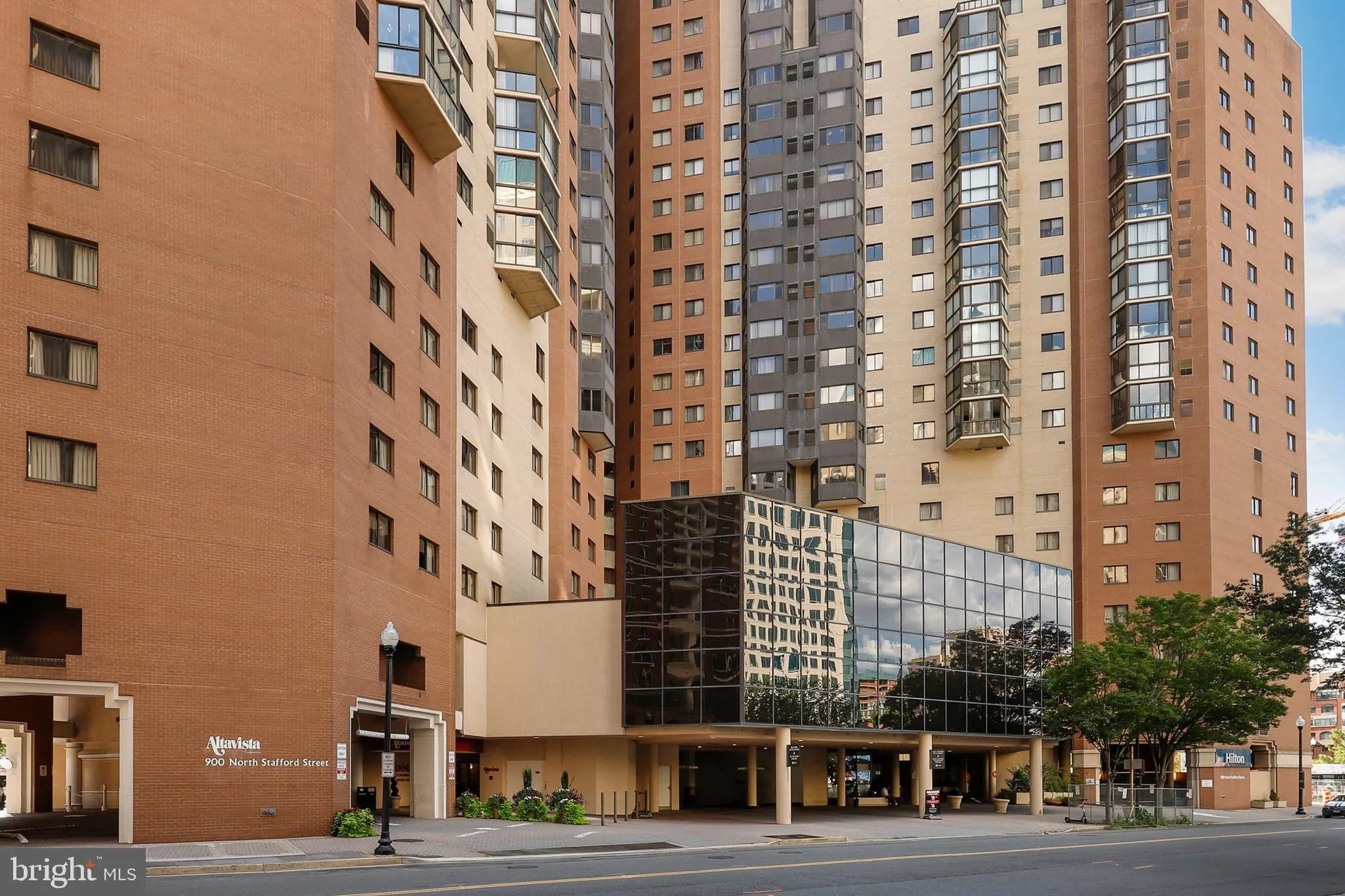 900 STAFFORD STREET, Arlington, VA 22203