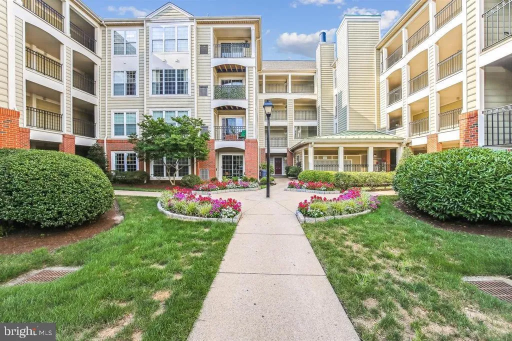 1100 QUAKER HILL DRIVE, Alexandria, VA 22314