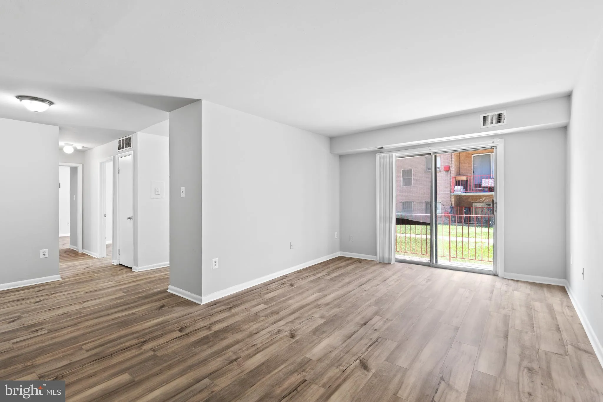 225 43RD ROAD, Washington, DC 20019