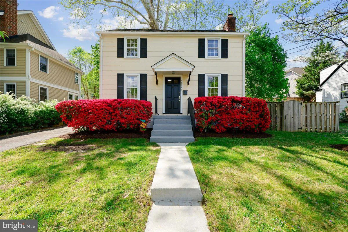 4504 GLADWYNE DRIVE, Bethesda, MD 20814