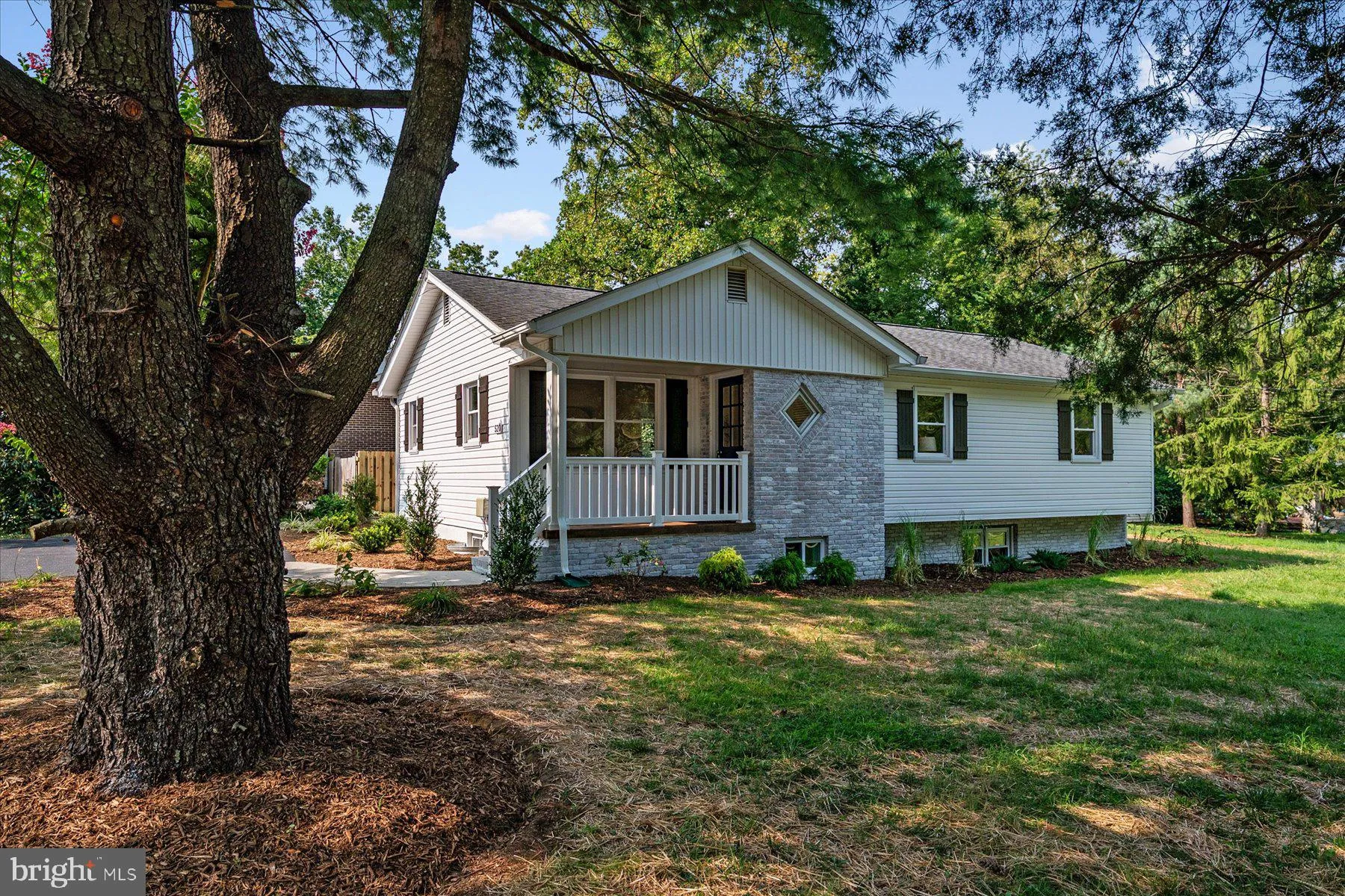 520 HARBOR DRIVE, Annapolis, MD 21403