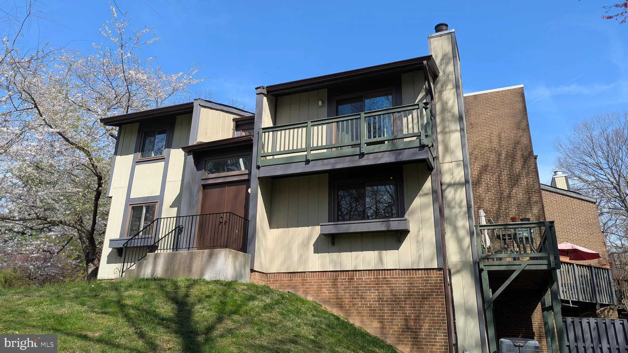 2200 GLENCOURSE LANE, Reston, VA 20191