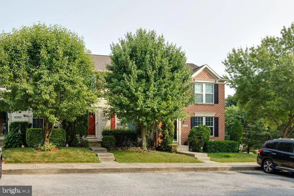 8702 CRESTHILL COURT, Laurel, MD 20723