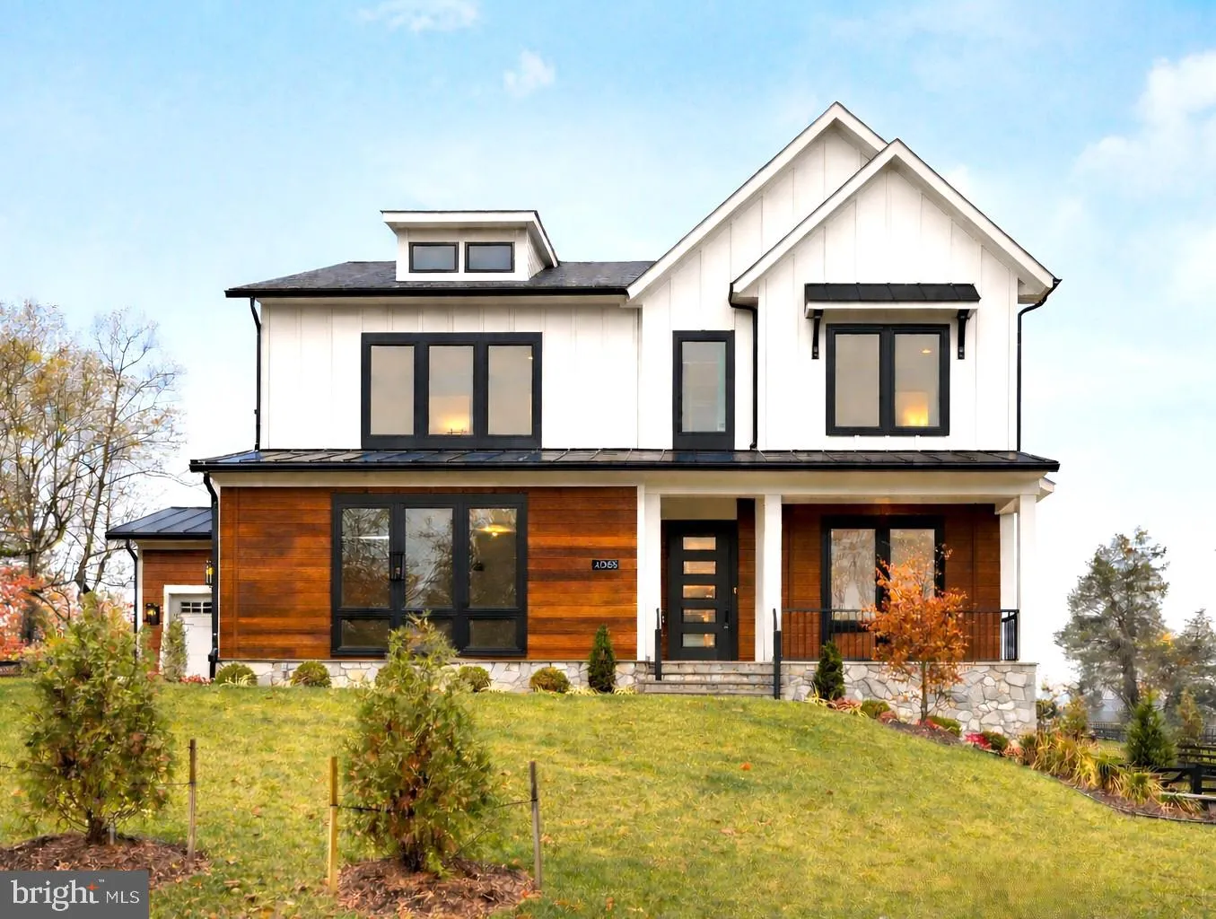 8846 OX ROAD, Lorton, VA 22079