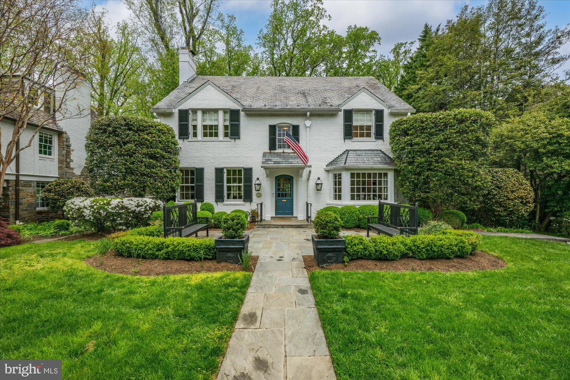 4923 HILLBROOK LANE, Washington, DC 20016