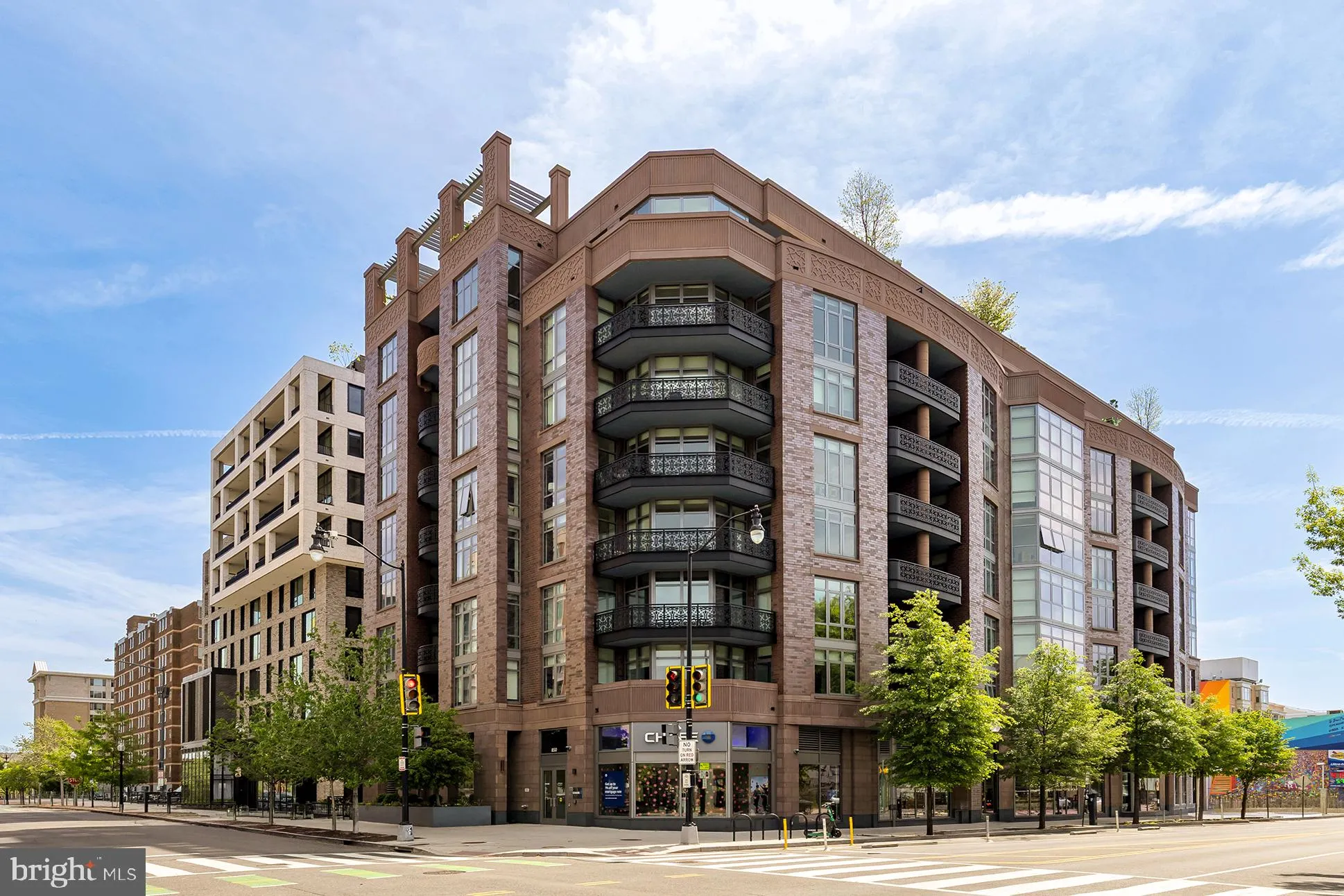 810 O STREET, Washington, DC 20001