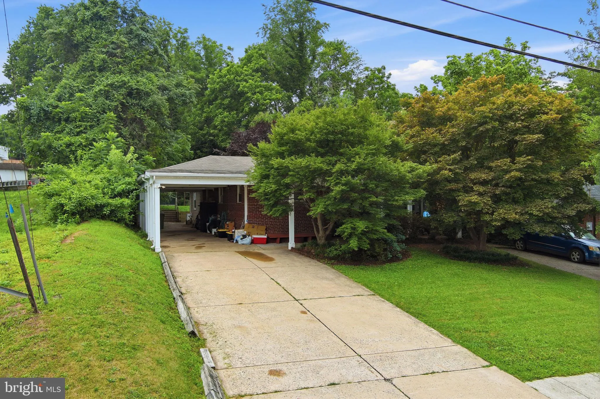 6105 MUNSON HILL ROAD, Falls Church, VA 22044