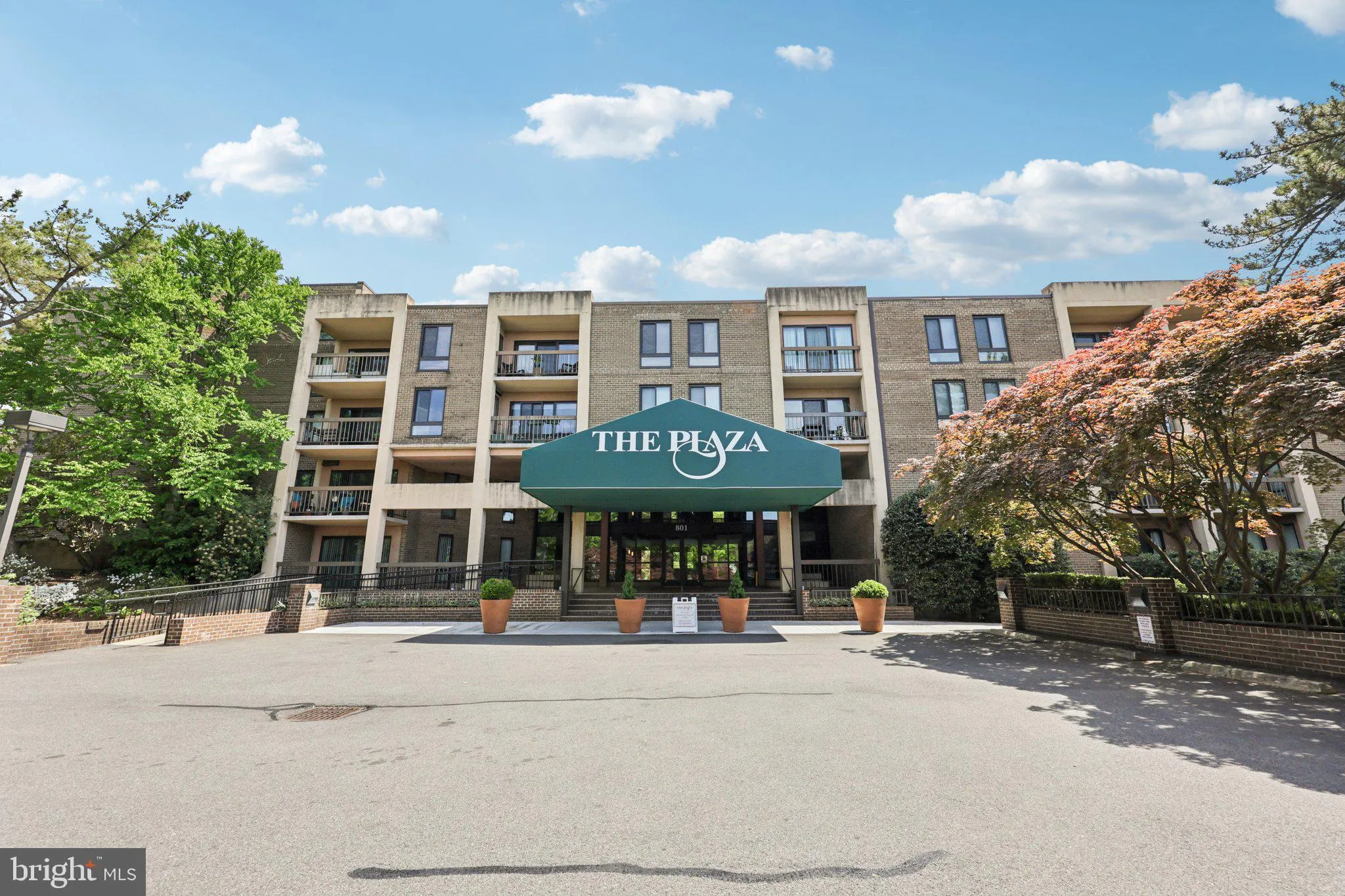 801 HOWARD STREET, Alexandria, VA 22304
