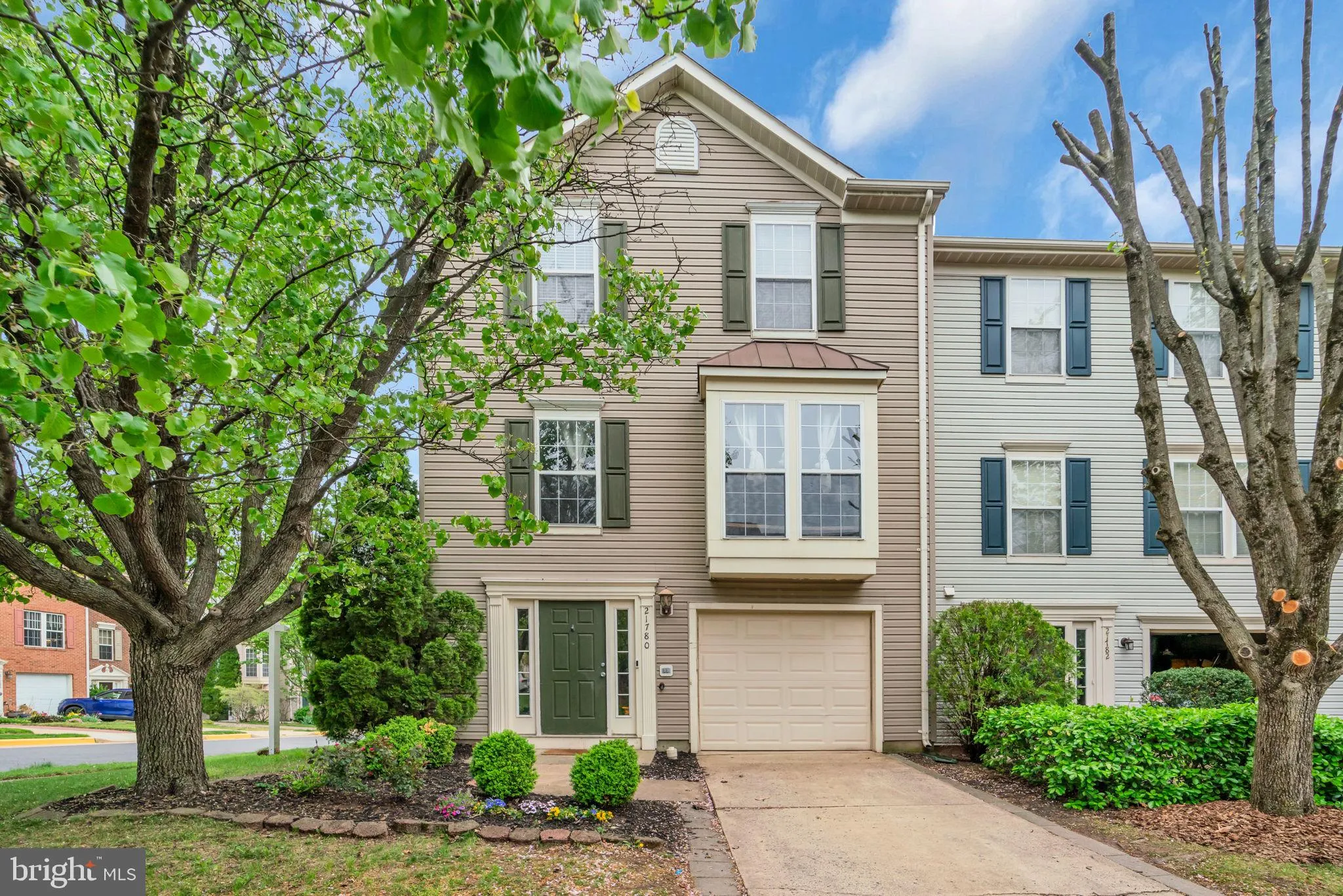 21780 MORNINGTON CRESENT TERRACE, Sterling, VA 20166