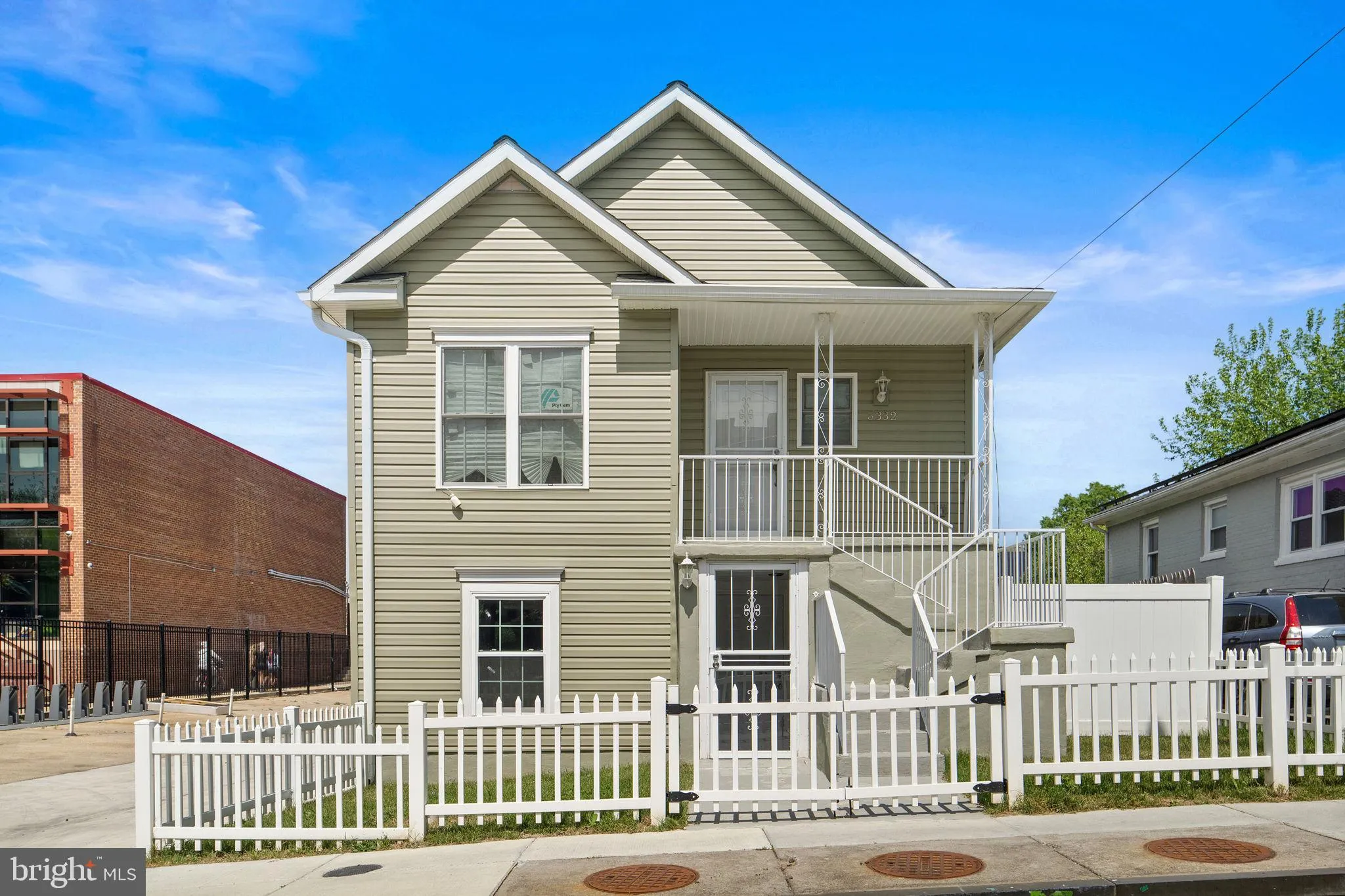 5332 D STREET, Washington, DC 20019