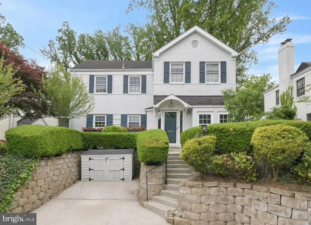 5714 HUNTINGTON PARKWAY, Bethesda, MD 20814