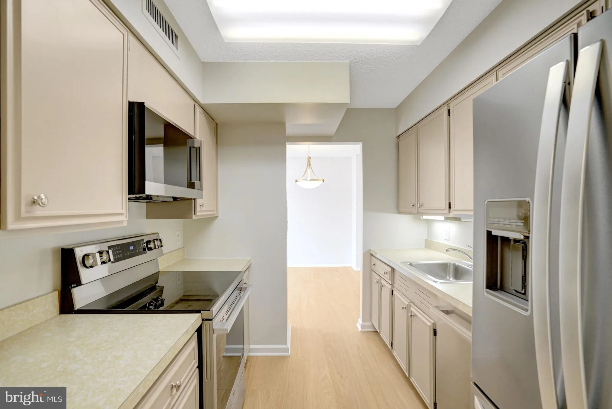 3800 FAIRFAX DRIVE, Arlington, VA 22203