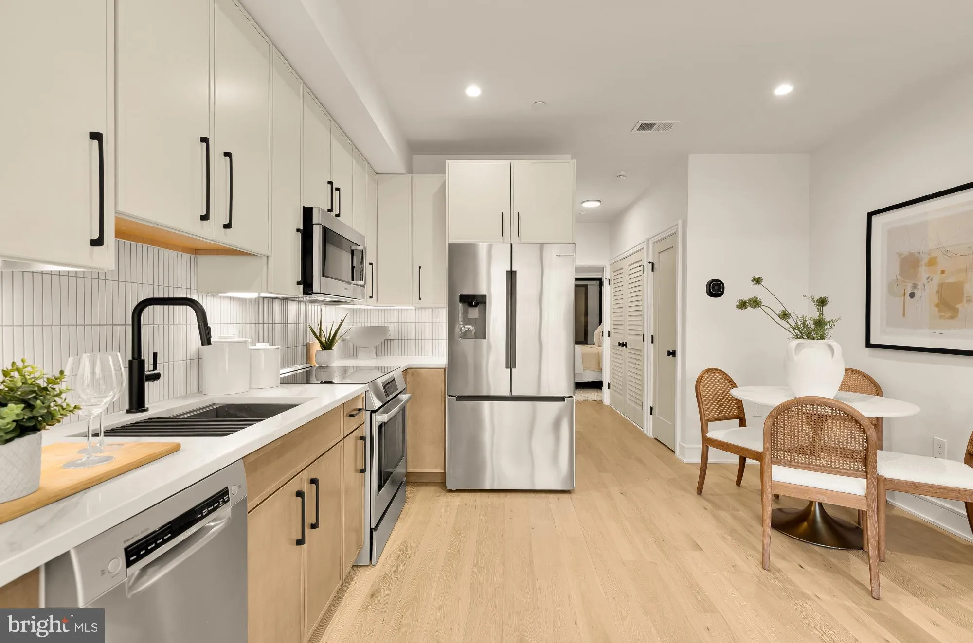 1463 HARVARD STREET, Washington, DC 20009