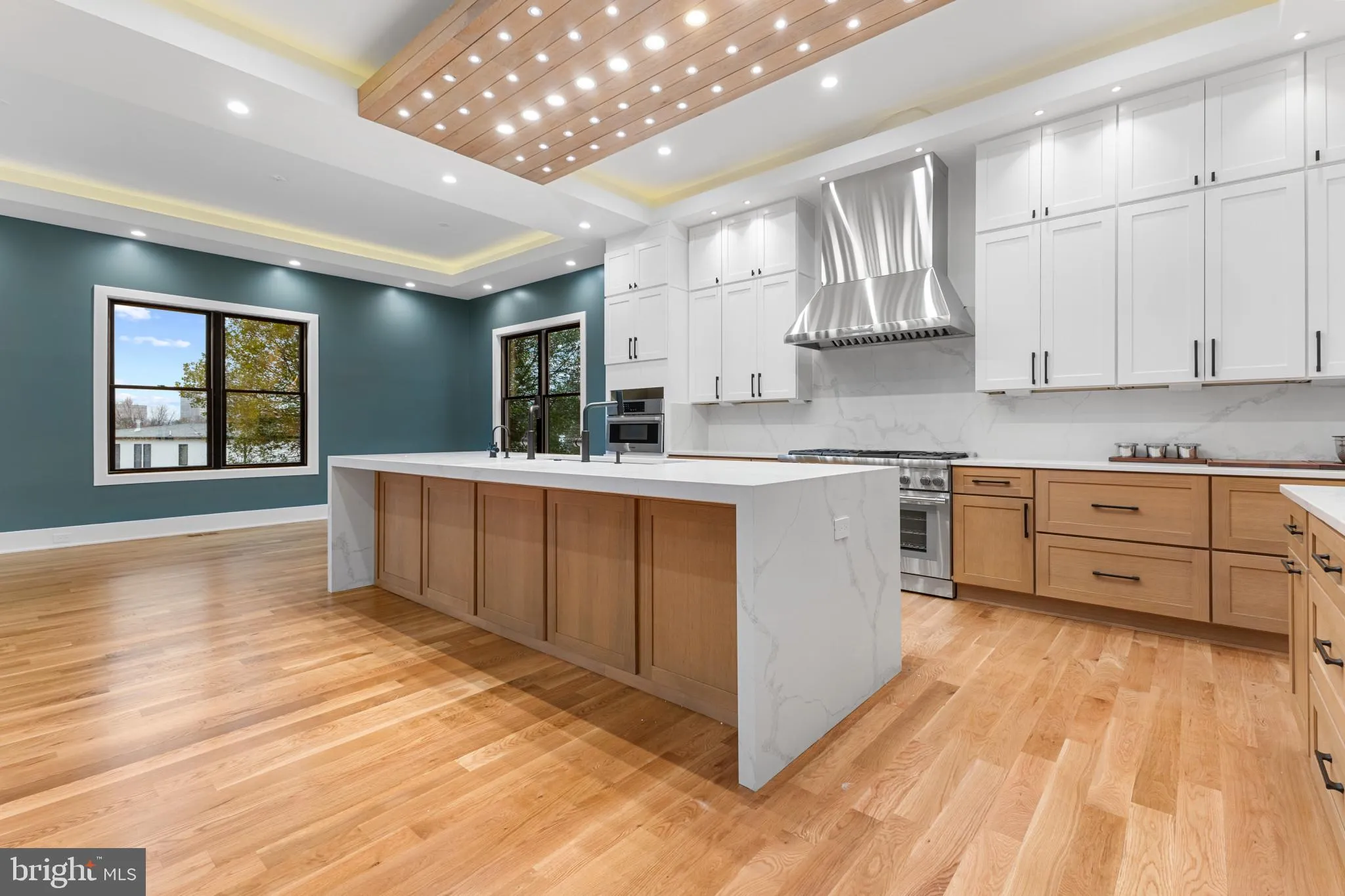 1835 PIMMIT DRIVE, Falls Church, VA 22043