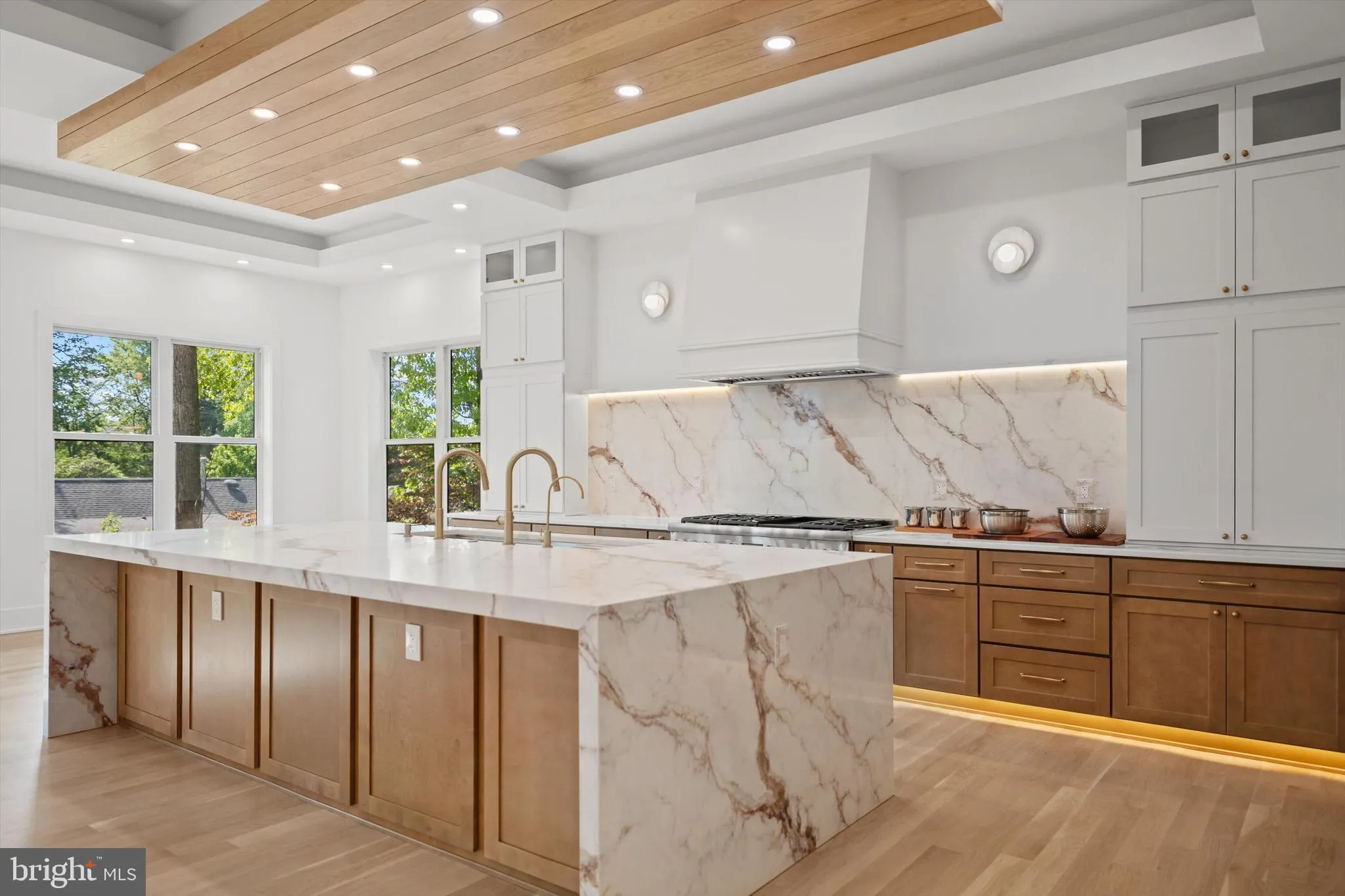 1835 PIMMIT DRIVE, Falls Church, VA 22043