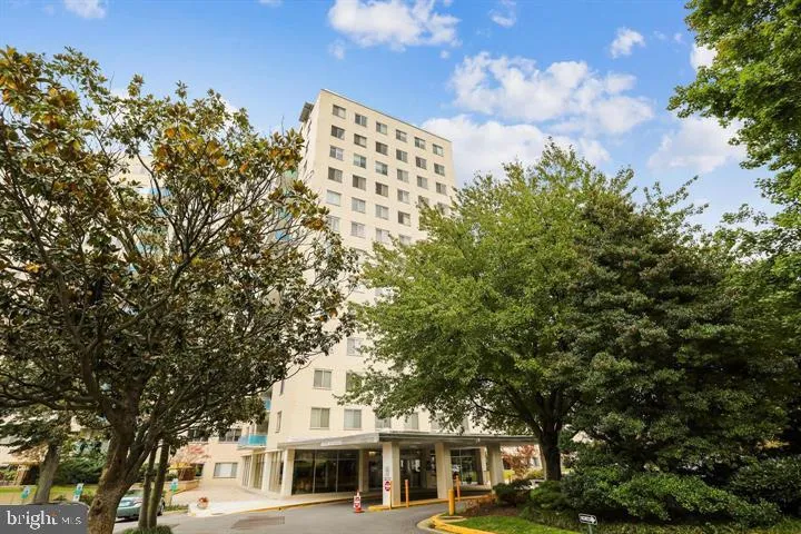 10201 GROSVENOR PLACE, Rockville, MD 20852