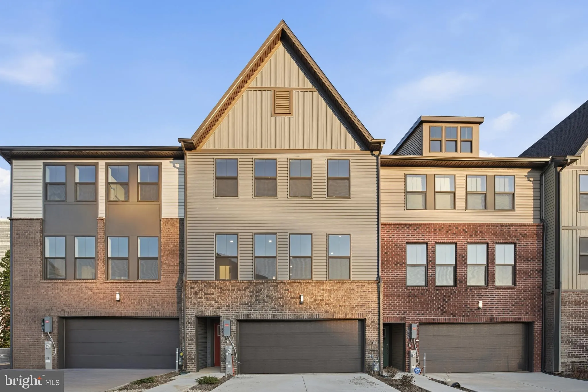 2106 FOXGLOVE LANE, Laurel, MD 20724