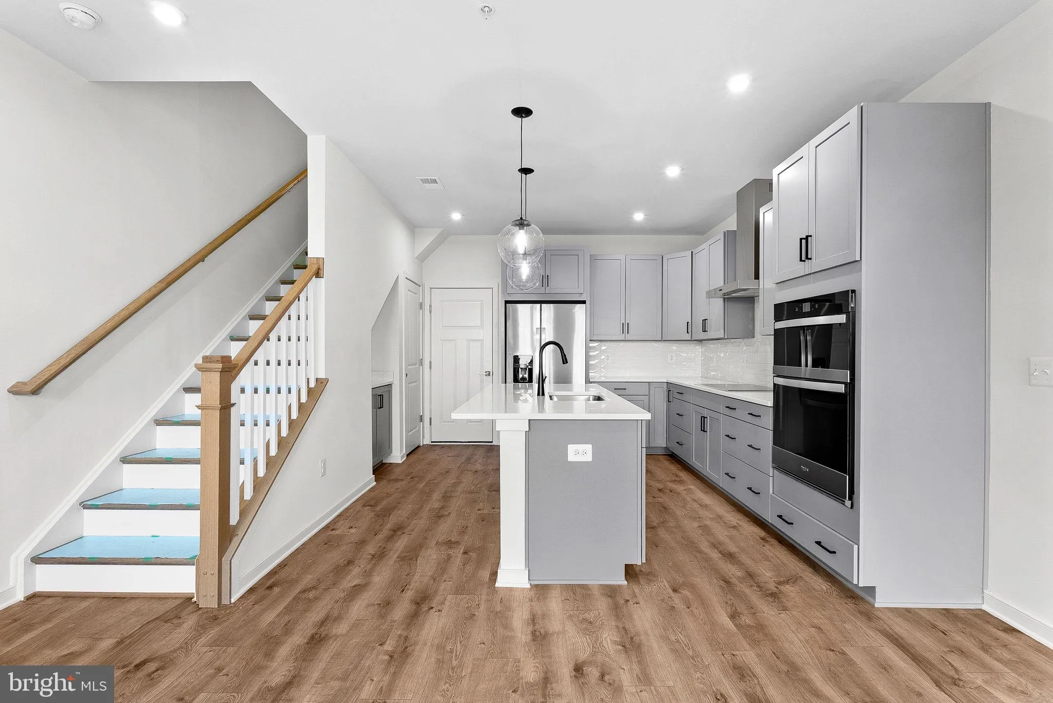 43841 VENETIAN SQUARE, Ashburn, VA 20147