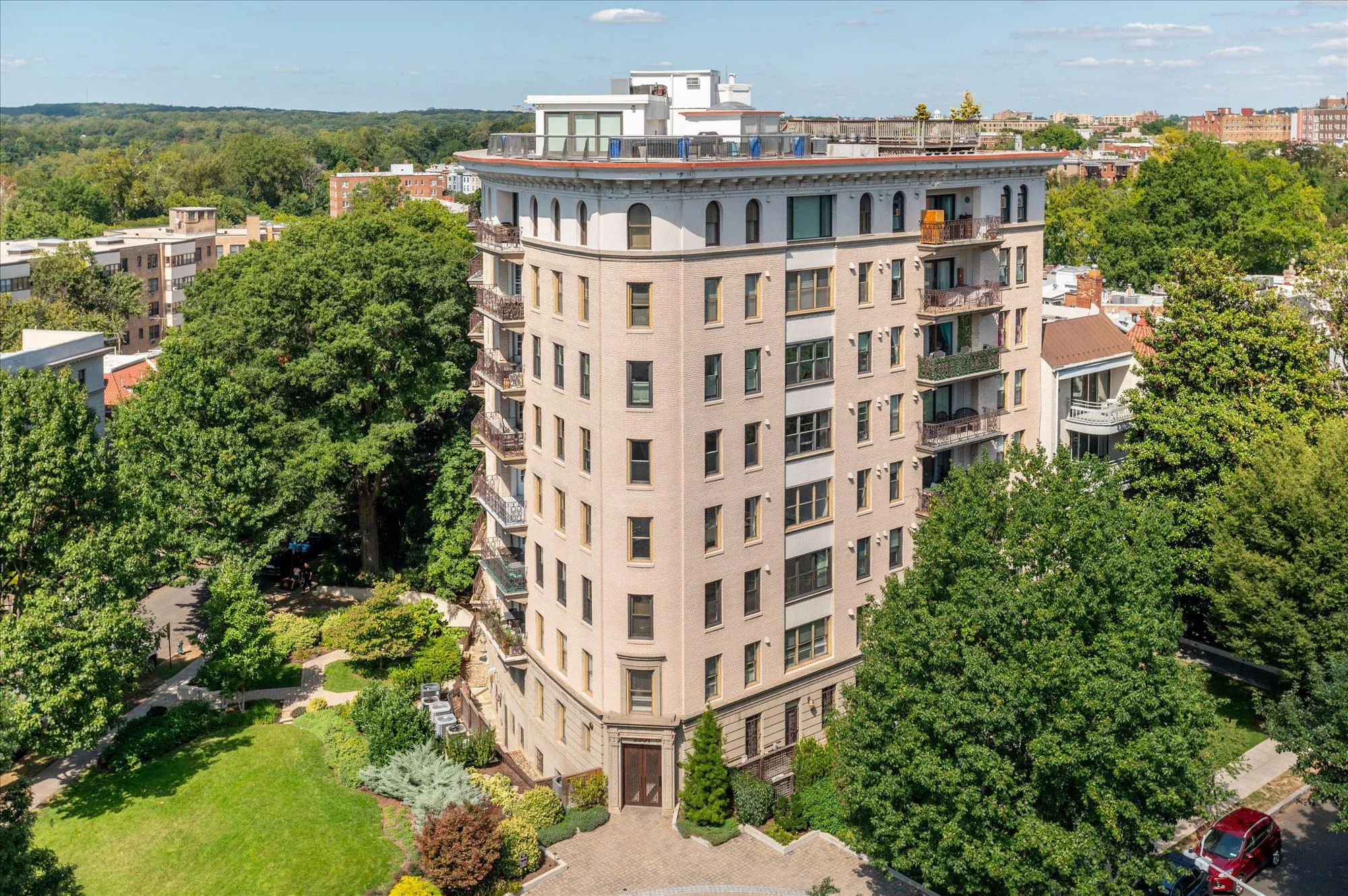 2301 CONNECTICUT AVENUE, Washington, DC 20008