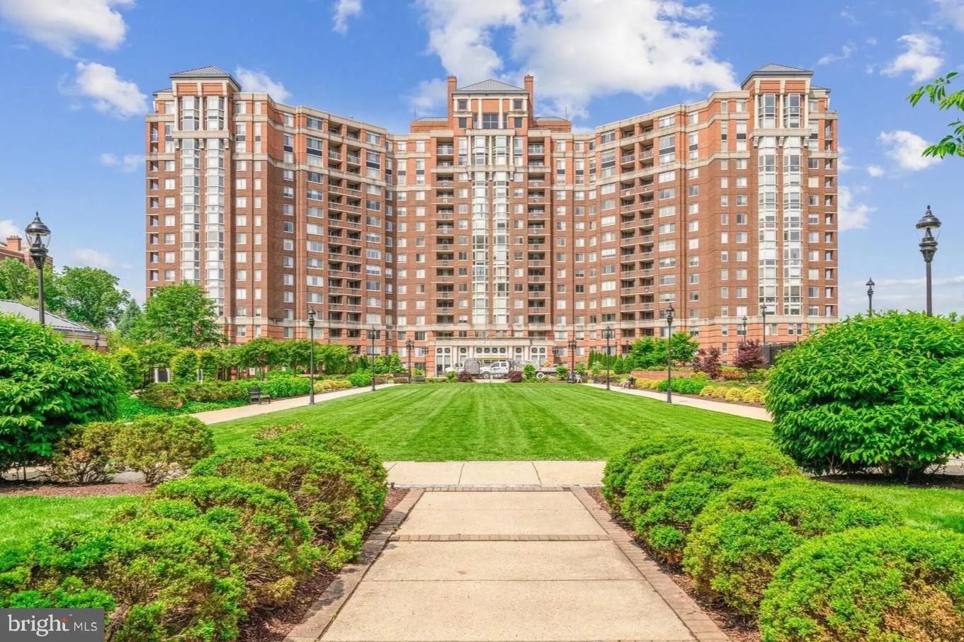 5809 NICHOLSON LANE, Rockville, MD 20852