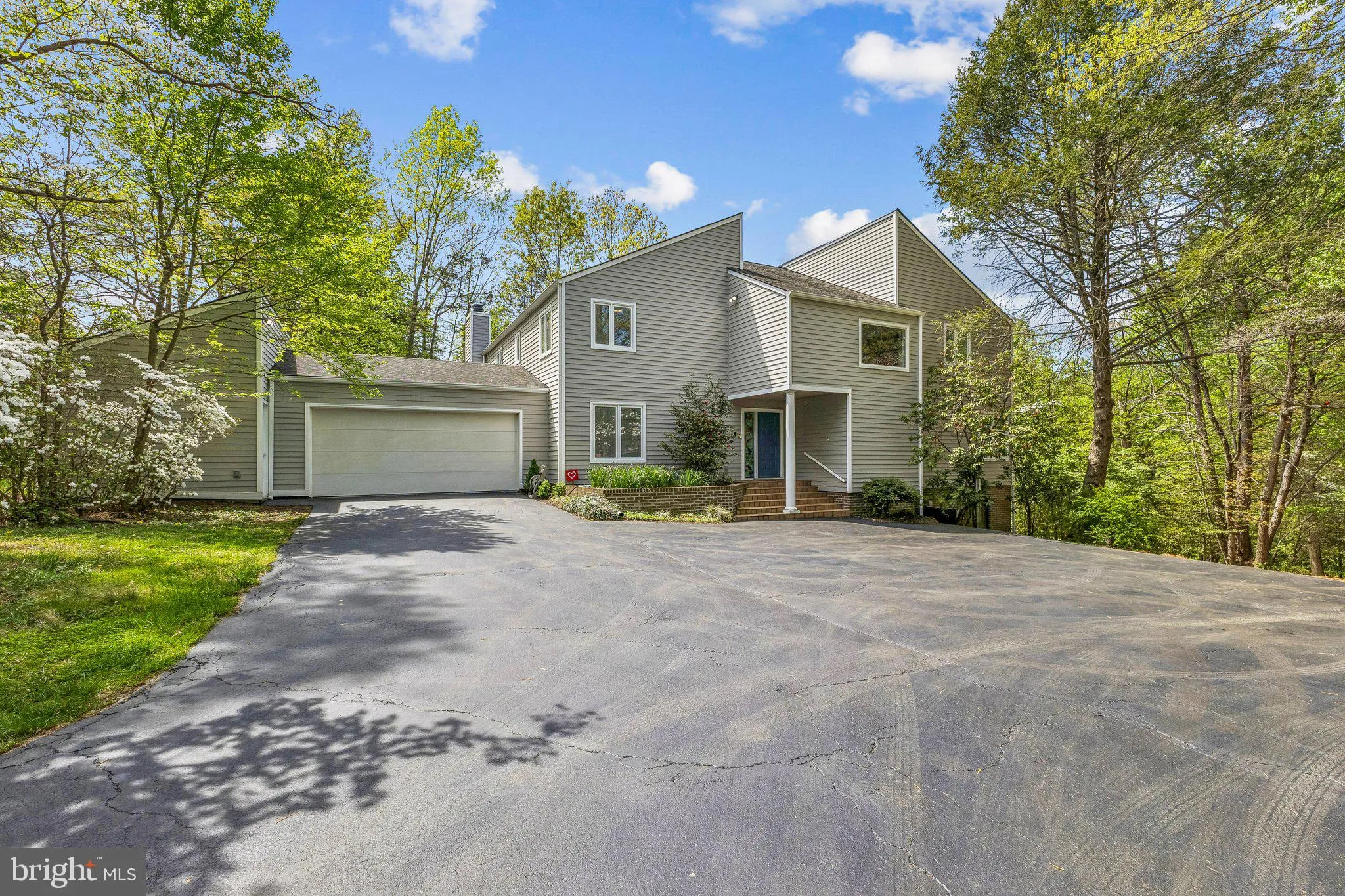 2416 SUNNY MEADOW LANE, Vienna, VA 22181