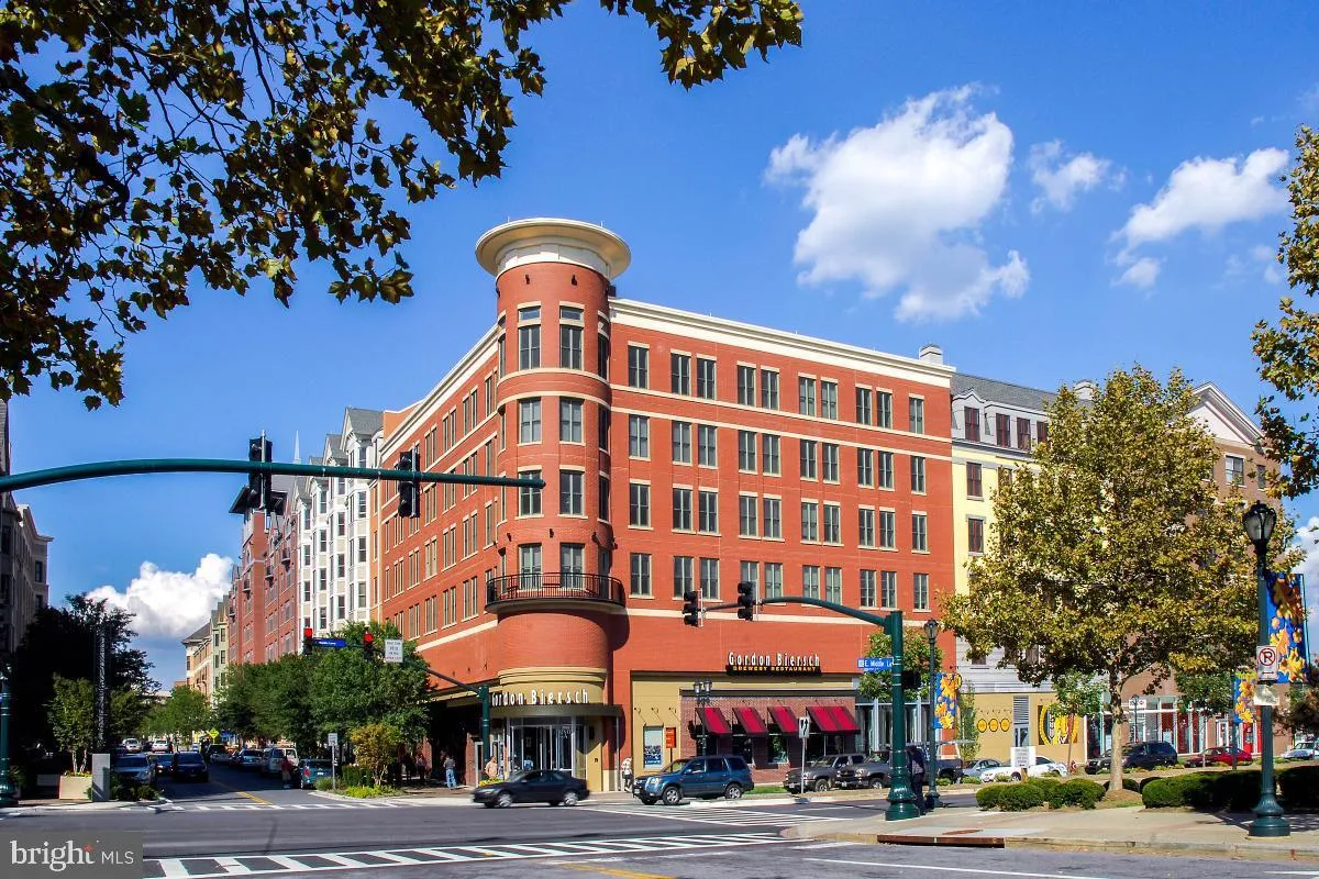 38 MARYLAND AVENUE, Rockville, MD 20850