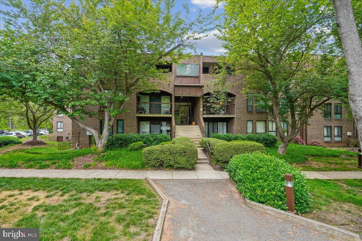 11256 CHESTNUT GROVE SQUARE, Reston, VA 20190