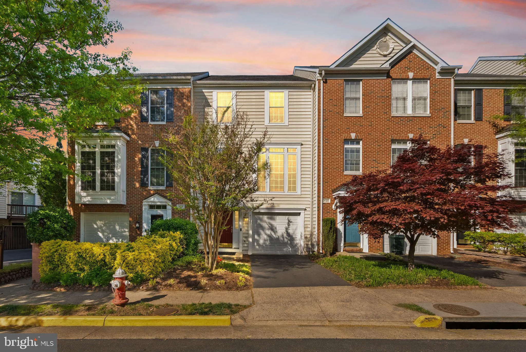 4127 FAIRFAX CENTER CREEK DRIVE, Fairfax, VA 22030