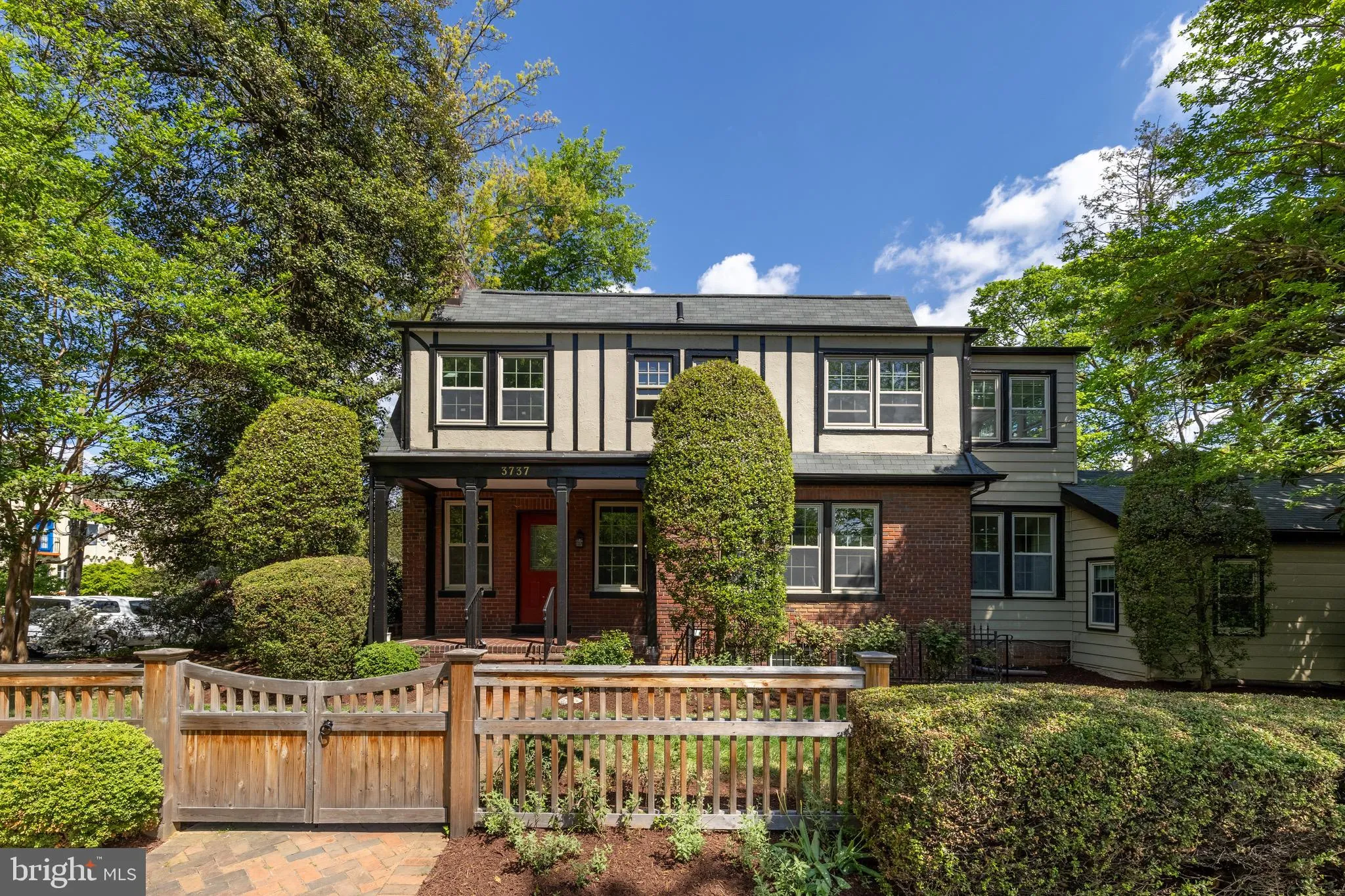 3737 VAN NESS STREET, Washington, DC 20016