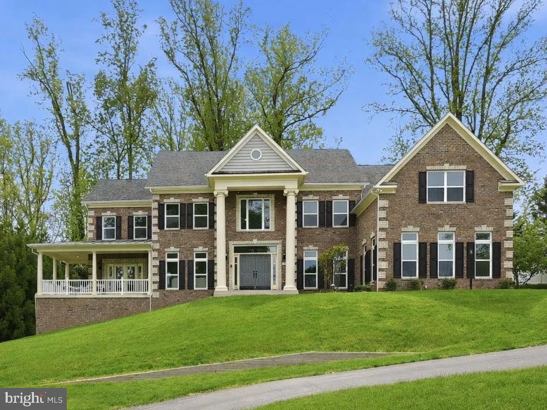 7821 OLD FALLS ROAD, Mclean, VA 22102