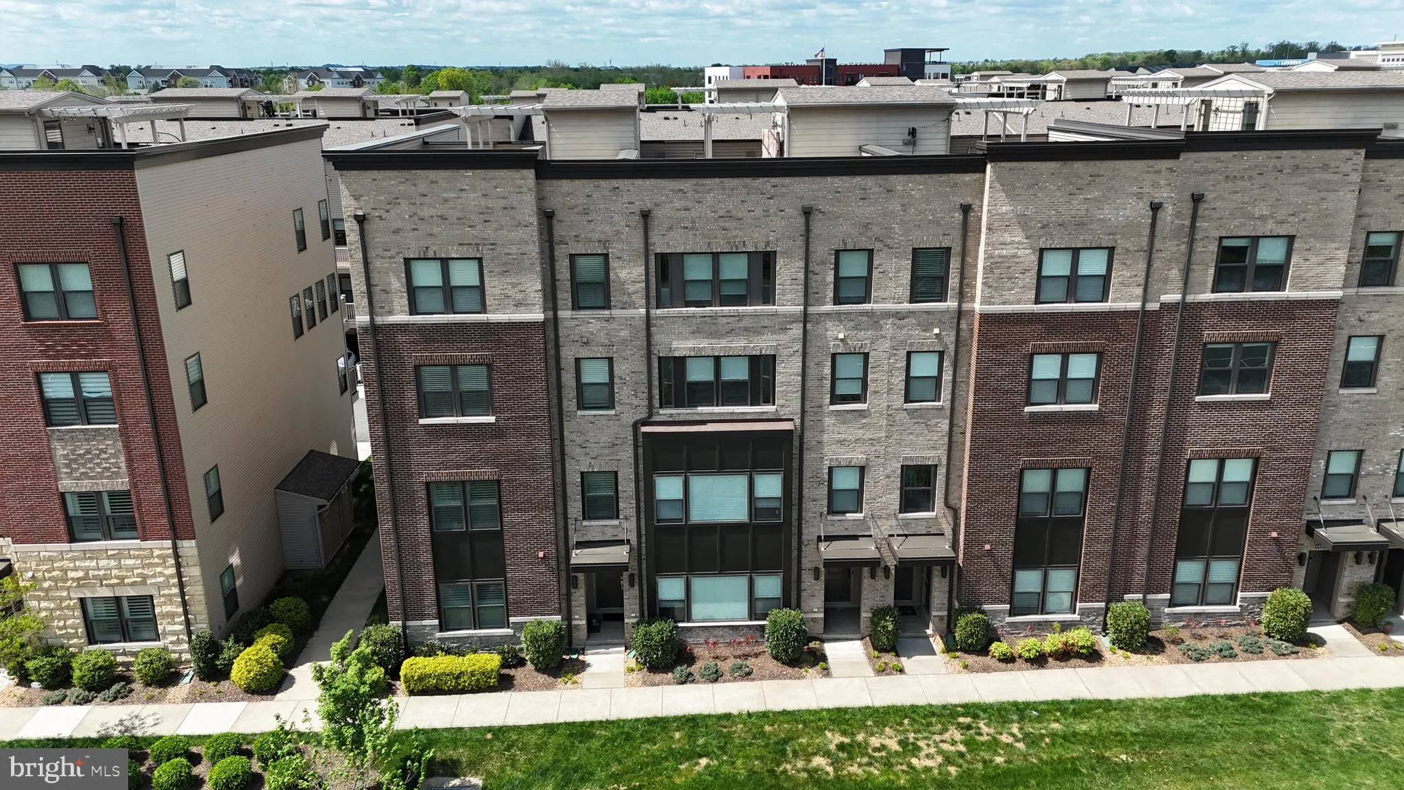 44824 TIVERTON SQUARE, Ashburn, VA 20147