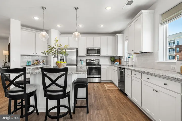 13950 Englefield Drive, Woodbridge, VA 22193