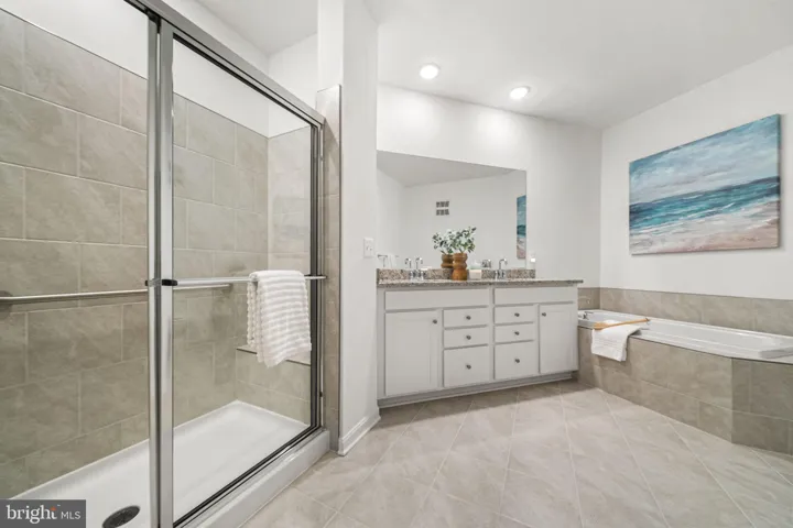 13950 Englefield Drive, Woodbridge, VA 22193