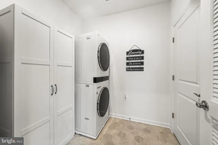 13950 Englefield Drive, Woodbridge, VA 22193